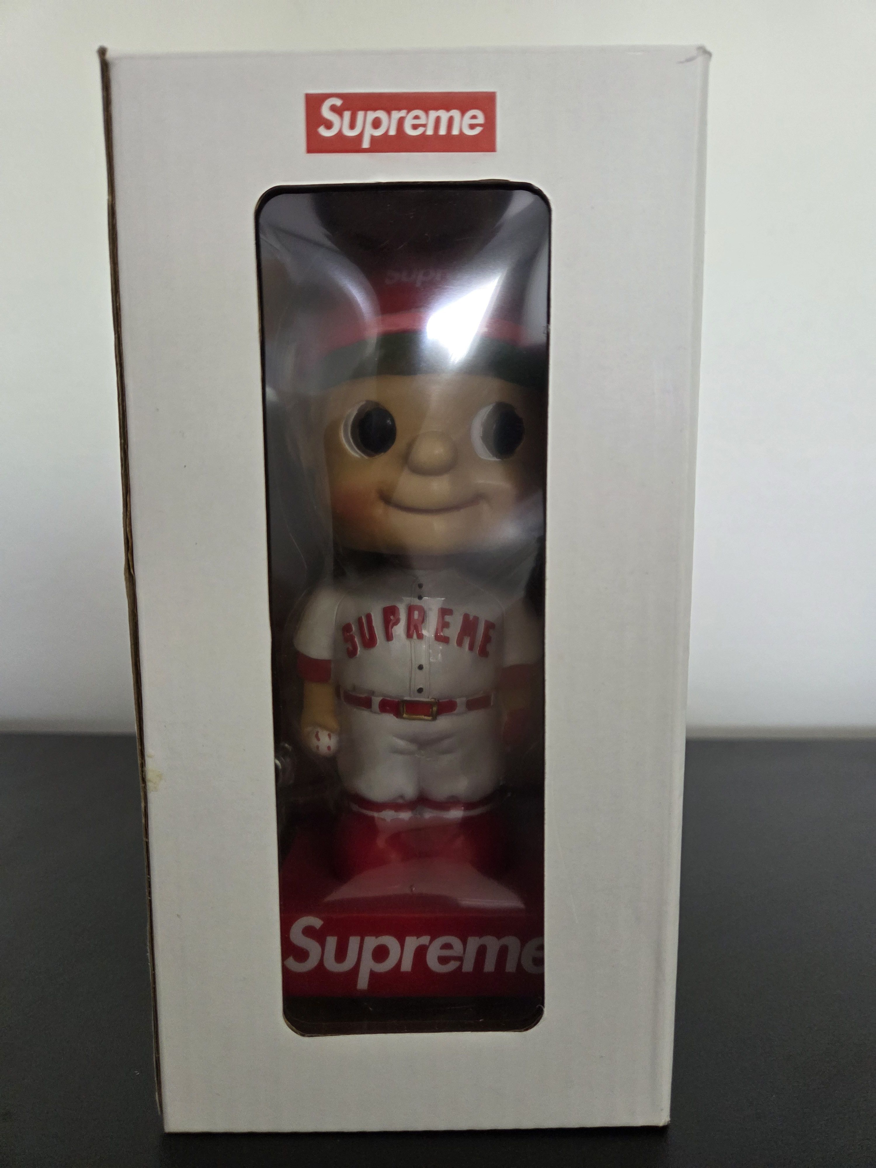 Supreme Supreme Bobblehead Figure Red x MLB BRAND NEW Size ONE SIZE - 2 Thumbnail