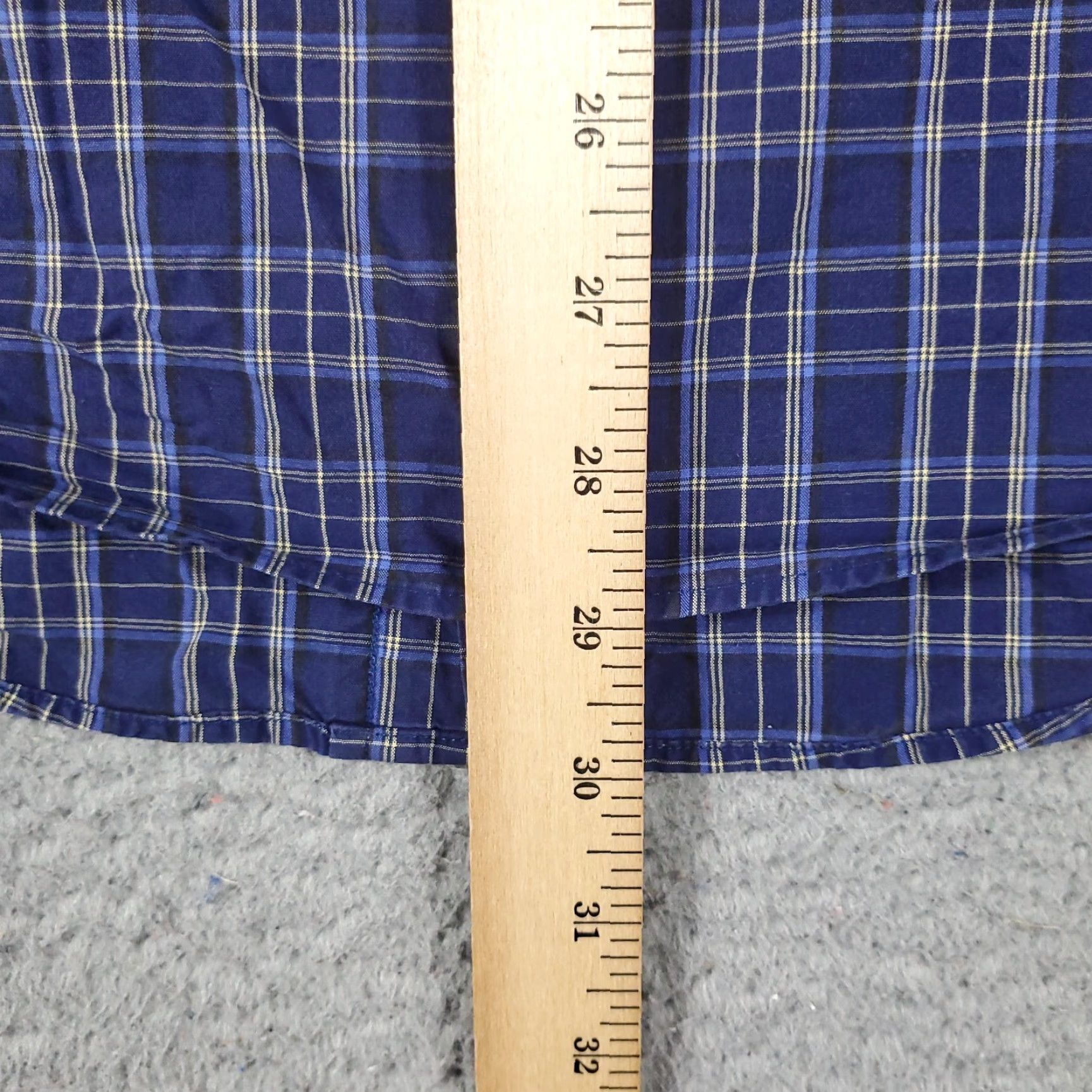Tommy Hilfiger VINTAGE Tommy Hilfiger Shirt Mens 15.5 Blue Plaid Dress Shirt Long Sleeve Professional Casual Button Up Navy Blue Size 40R - 5 Thumbnail