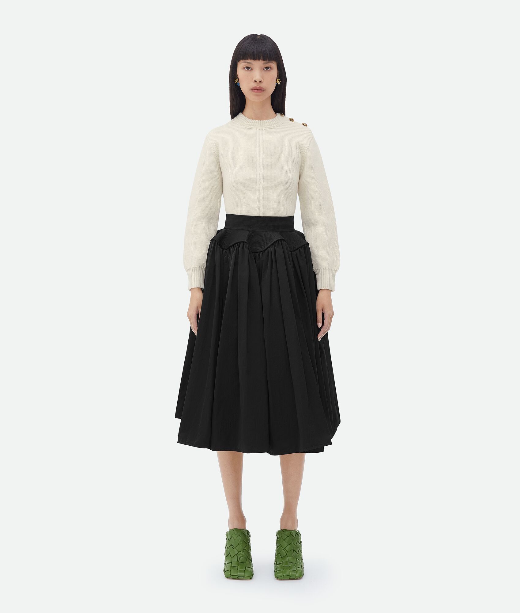 Bottega Veneta o1n1vont0125 Nylon Skirt in Black Size 25" / US 0 / IT 36 - 1 Thumbnail