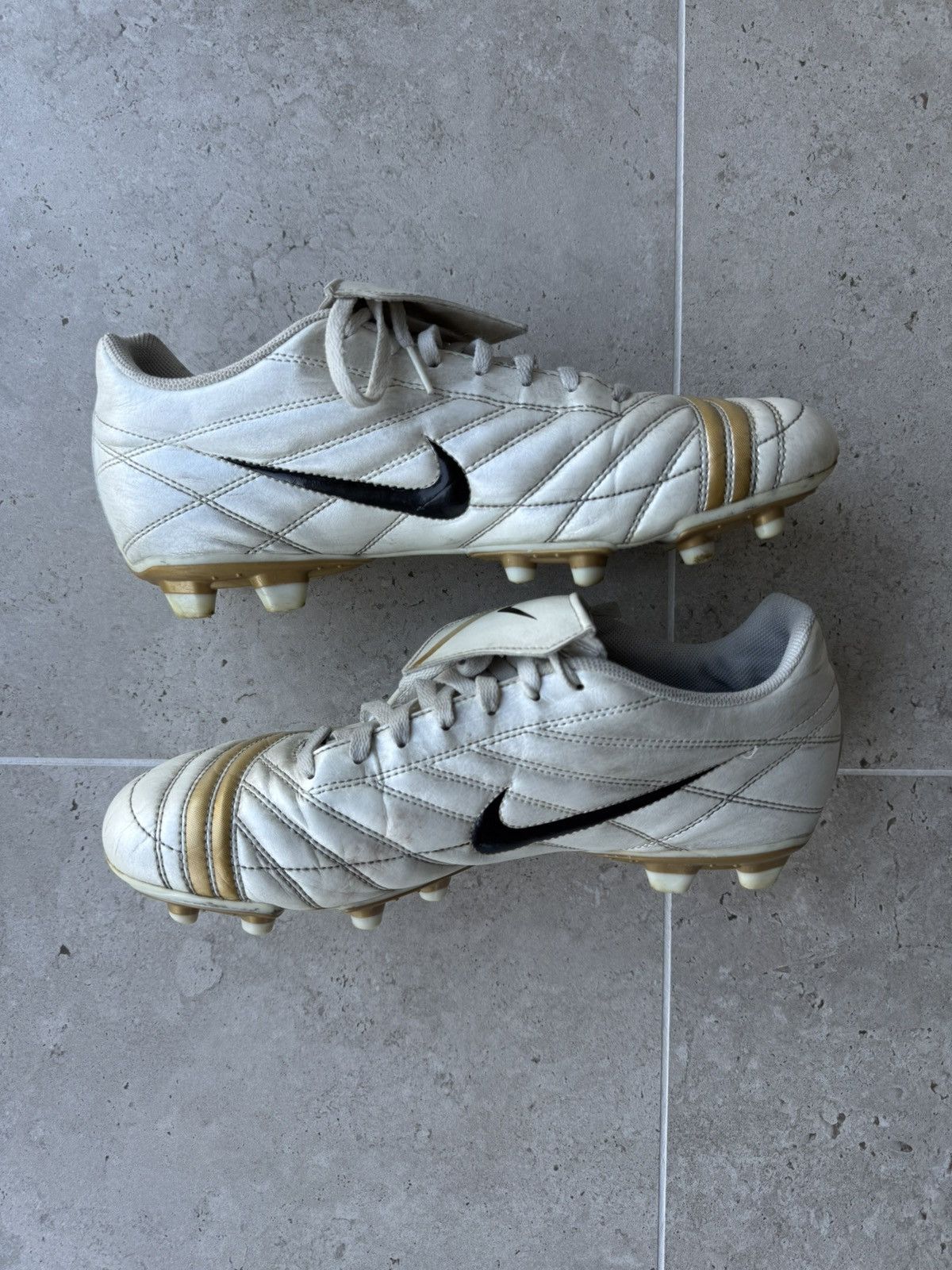 Nike Vintage 2008 Nike Tiempo Premier 98 Boots Size US 11 / EU 44 - 2 Thumbnail