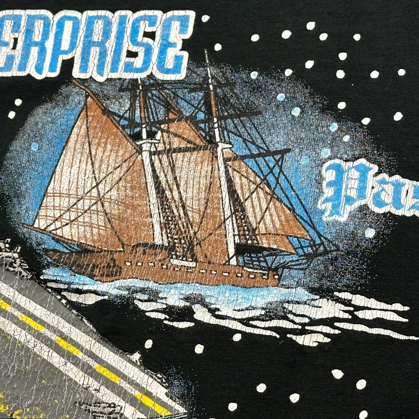 Fruit Of The Loom VINTAGE Star Trek Shirt Mens XL Black USS Enterprise Past Present Future Graphic Shirt Size US XL / EU 56 / 4 - 3 Thumbnail