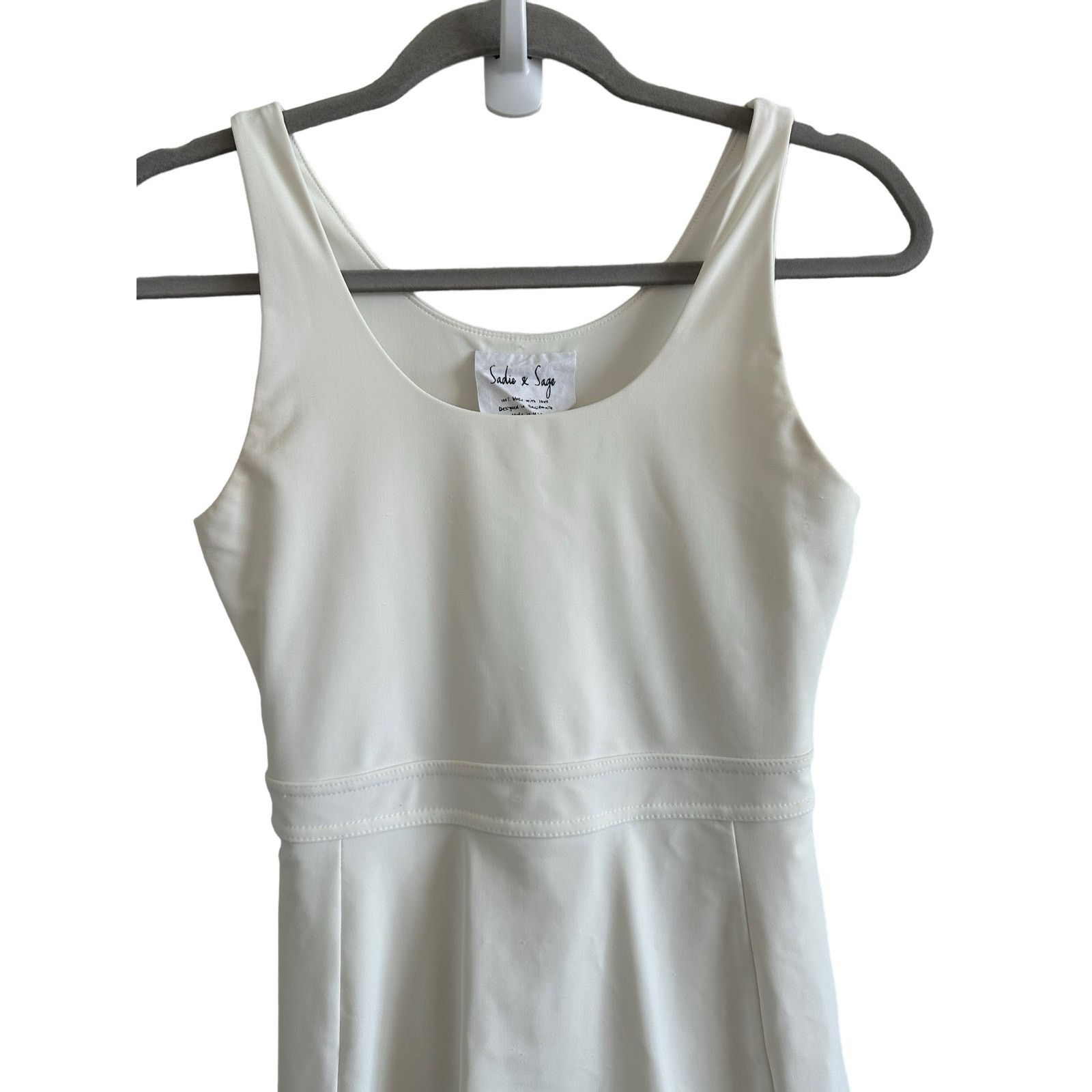 Other Sadie & Sage XSmall Elite White Sleeveless Scoop Neck Dress Size XS / US 0-2 / IT 36-38 - 4 Thumbnail