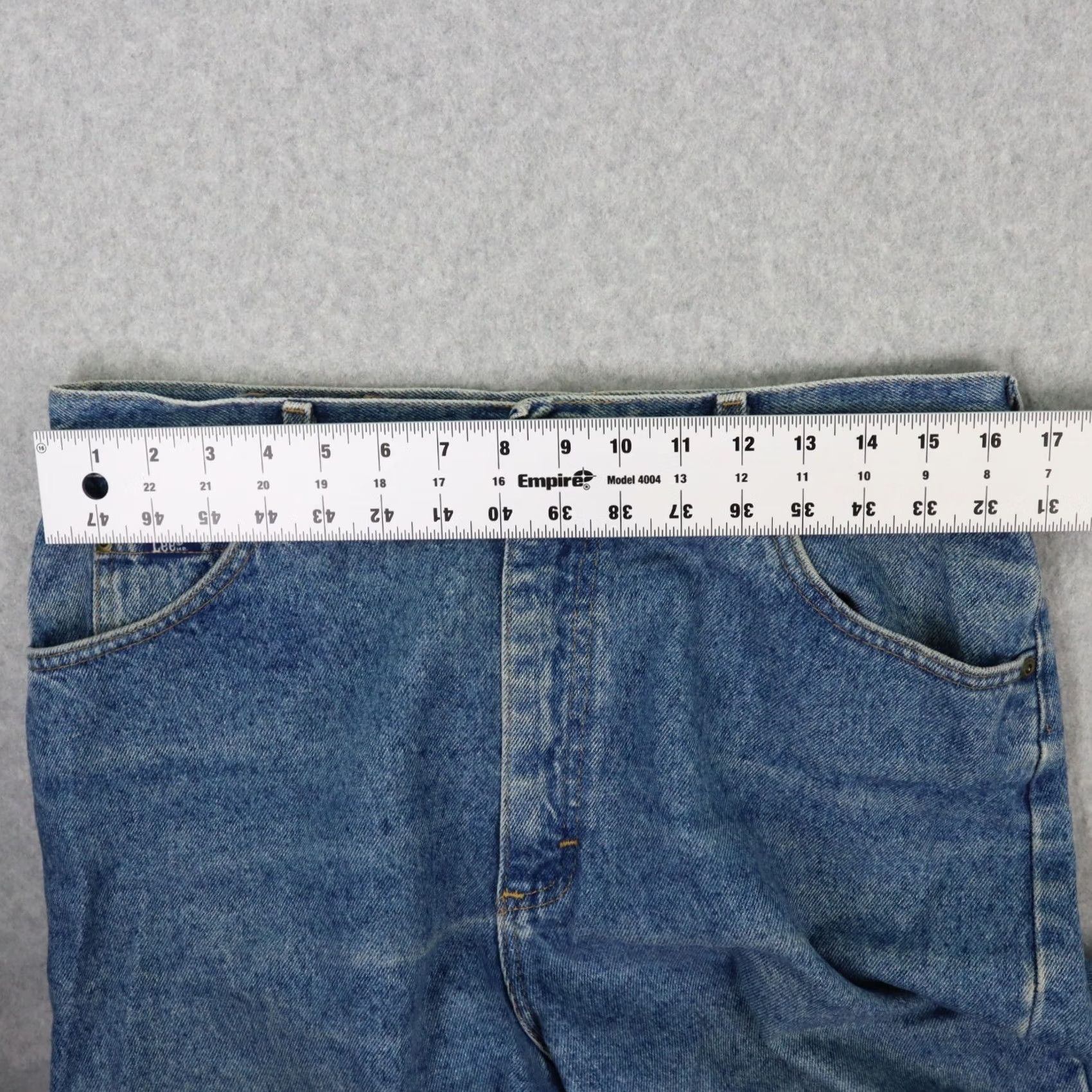 Lee VINTAGE Lee Jeans MENS 34x31 Denim Blue Straight Back In USA RN 34783 Size US 34 / EU 50 - 6 Thumbnail