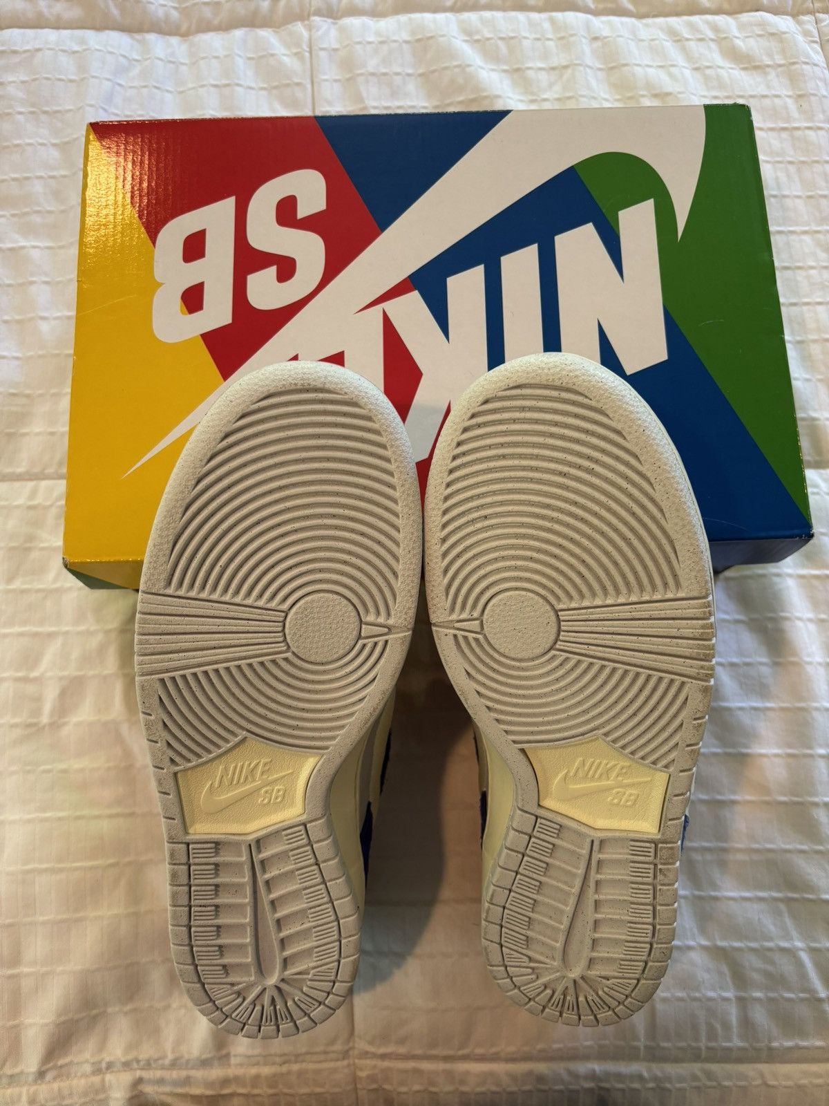 Nike SB Fly Streetwear x Nike SB Dunk Low Pro Size US 10.5 / EU 43-44 - 6 Thumbnail