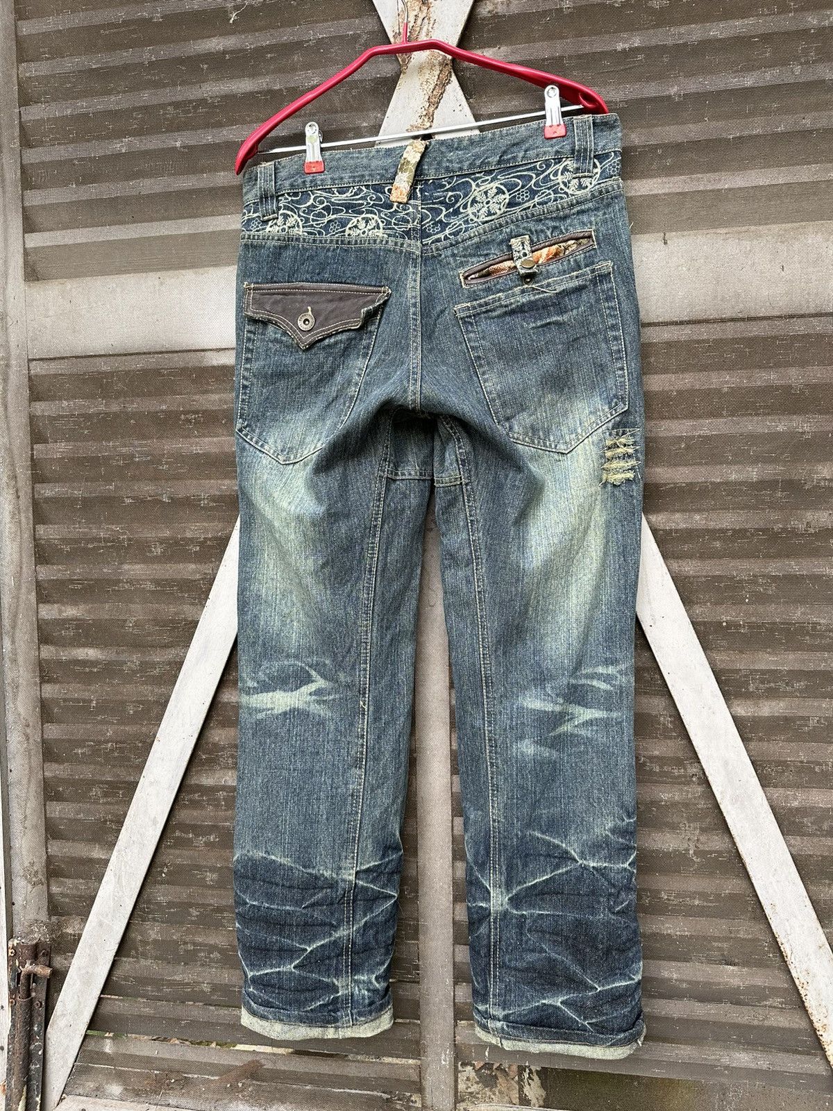 Vintage 👹Vintage GUMU Japan Floral Design Denim Size US 31 - 8 Thumbnail
