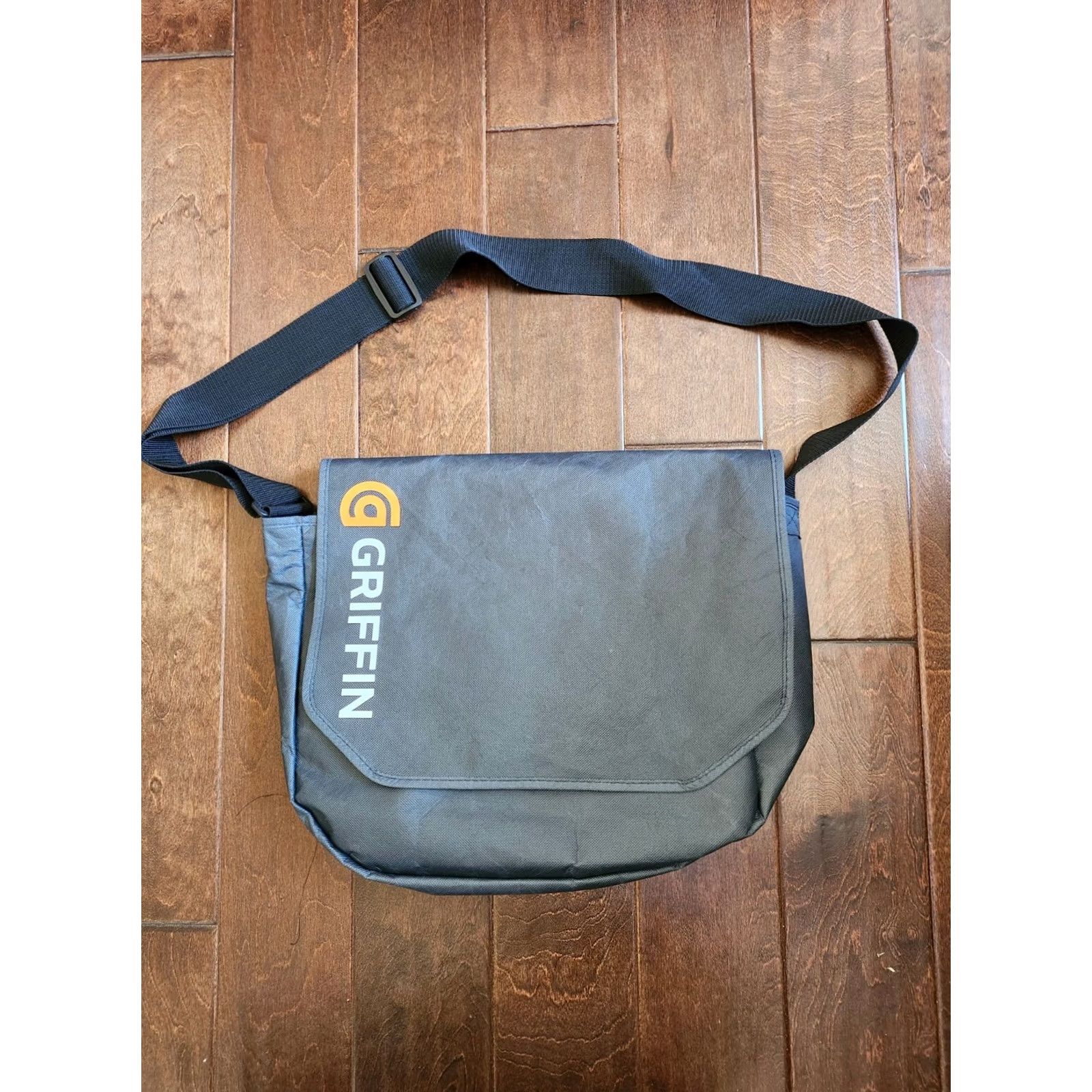 Griffin Griffin Messenger Bag Black 11" Medium Men Size ONE SIZE - 2 Thumbnail