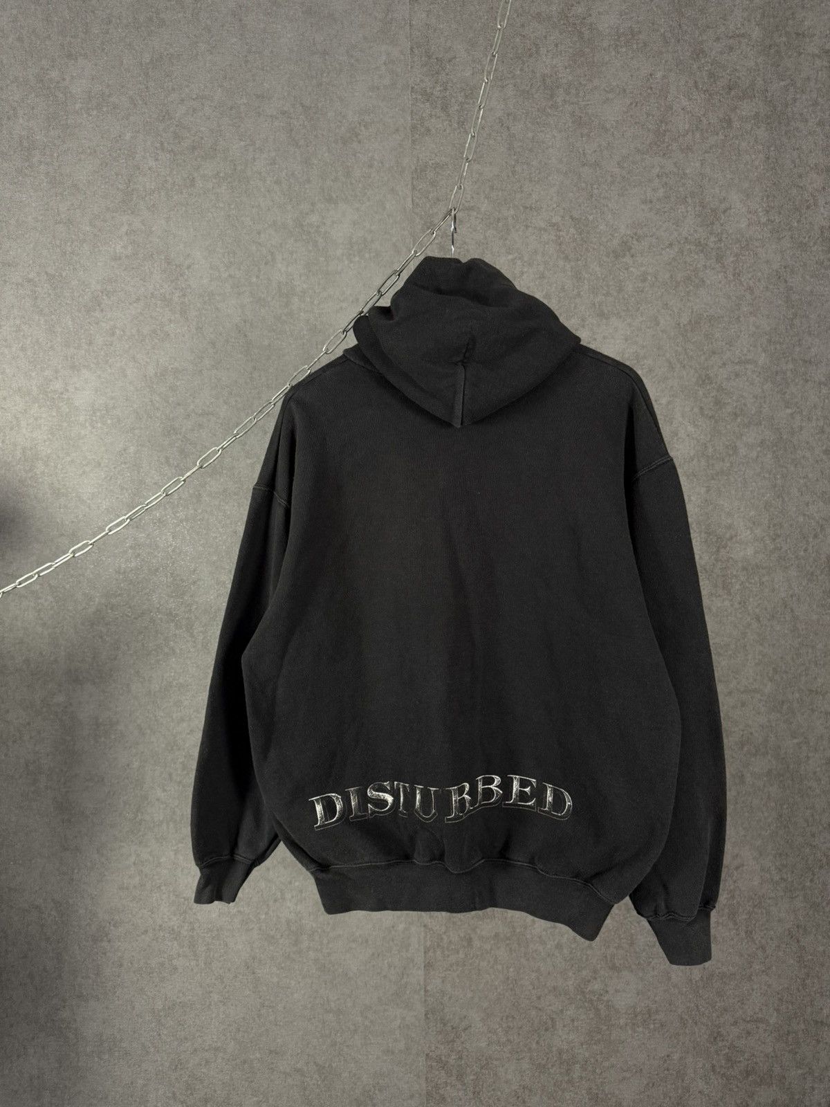 Band Tees Disturbed 2010 vintage rock band hoodie Size US L / EU 52-54 / 3 - 6 Thumbnail