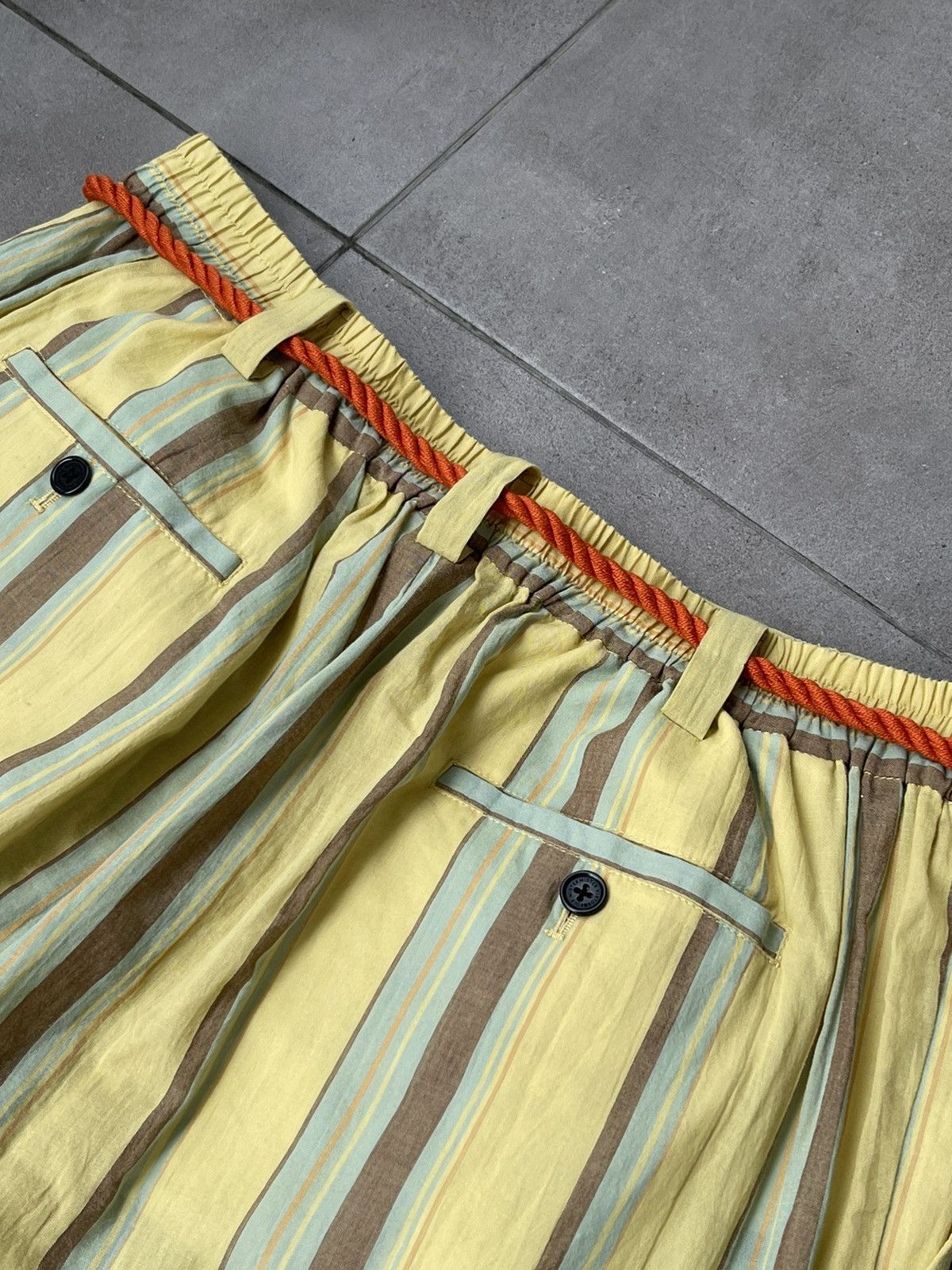 Viktor & Rolf !DS! SS20 Viktor & Rolf Stripe Print Yellow Trousers Size US 36 / EU 52 - 15 Thumbnail