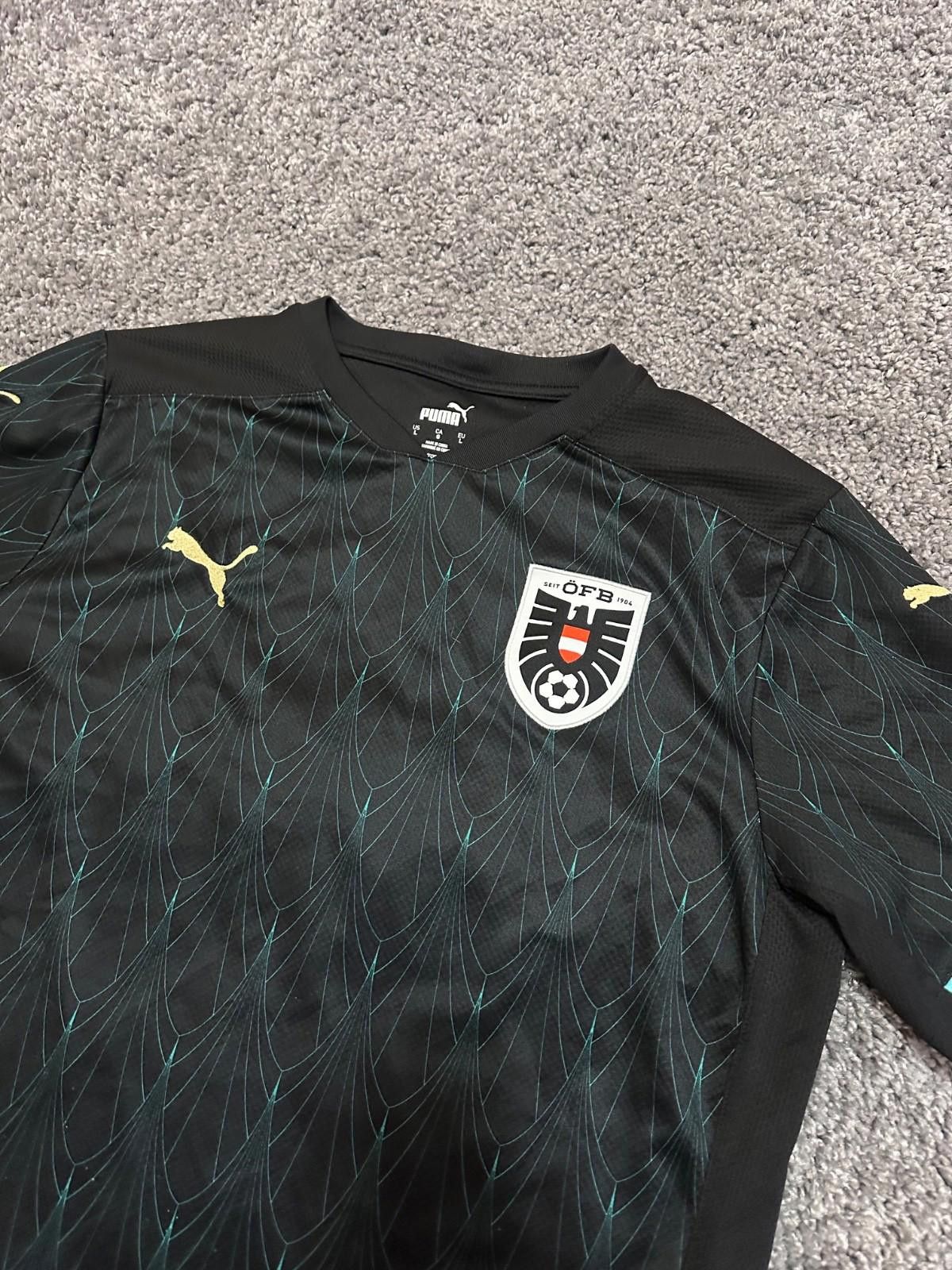 Puma PUMA AUSTRIA NATIONAL 2020/2022 SOCCER FOOTBALL SHIRT JERSEY Size US L / EU 52-54 / 3 - 4 Thumbnail