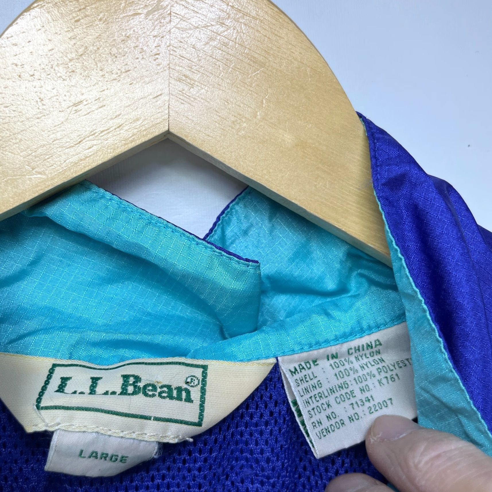 Vintage VINTAGE LL Bean Anorak Windbreaker Jacket Mens Large Blue 90s Nylon Activewear Size US L / EU 52-54 / 3 - 5 Thumbnail