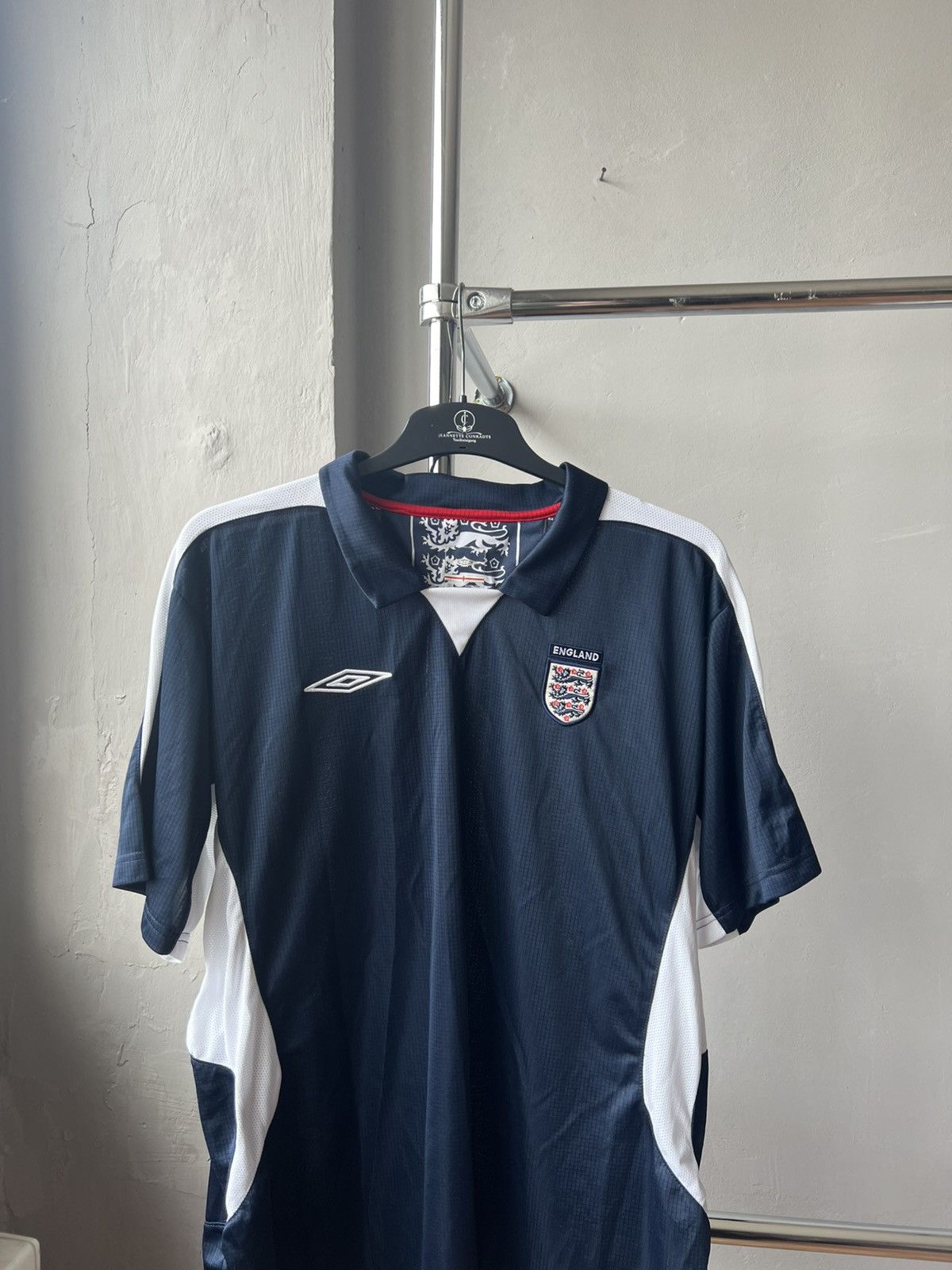 Umbro 2004/06 England Team training soccer football jersey shirt Size US XL / EU 56 / 4 - 2 Thumbnail