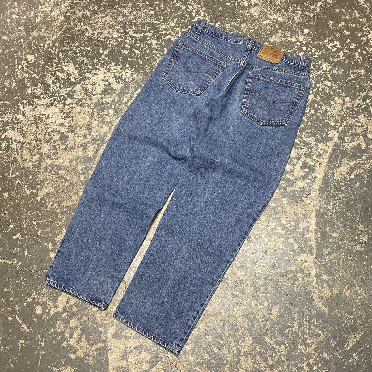Levi's × Vintage Vintage Levi’s 550 Relaxed Fit Blue Denim Jeans USA 90s Size US 35 - 2 Thumbnail