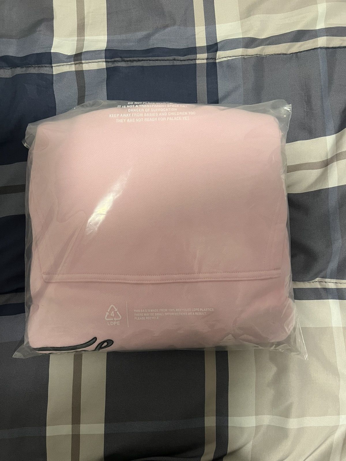 Palace Palace Ugg Looney Tunes Hood Pink Size Small Size US S / EU 44-46 / 1 - 2 Thumbnail
