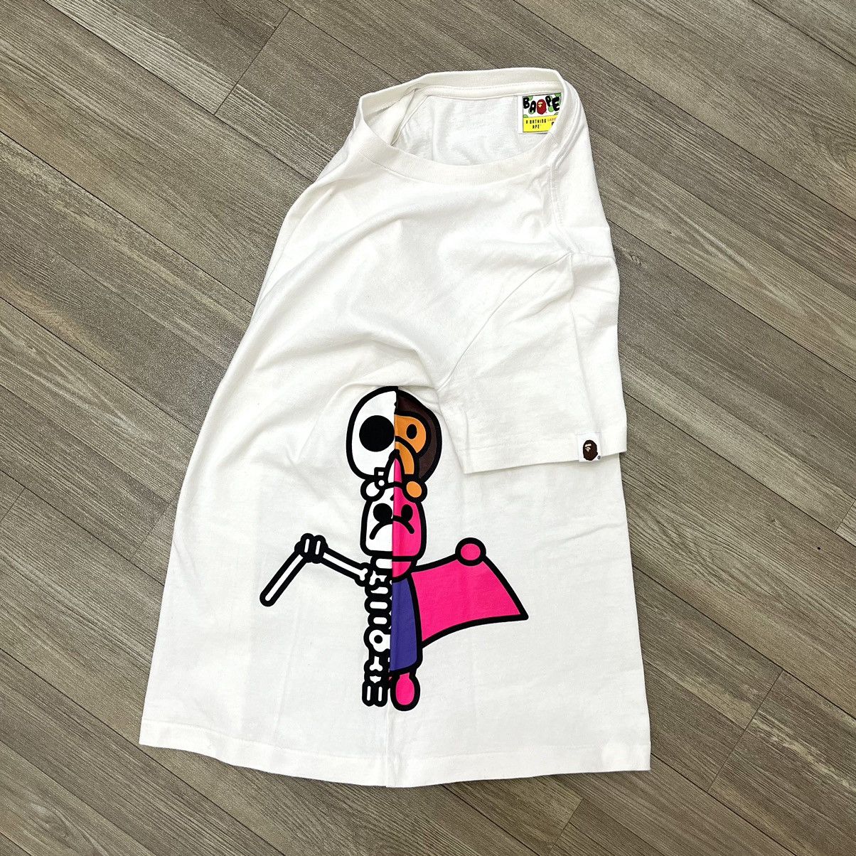 Bape Vintage Bape ABathing Ape Dinosaurs White Tee Size S / US 4 / IT 40 - 14 Thumbnail