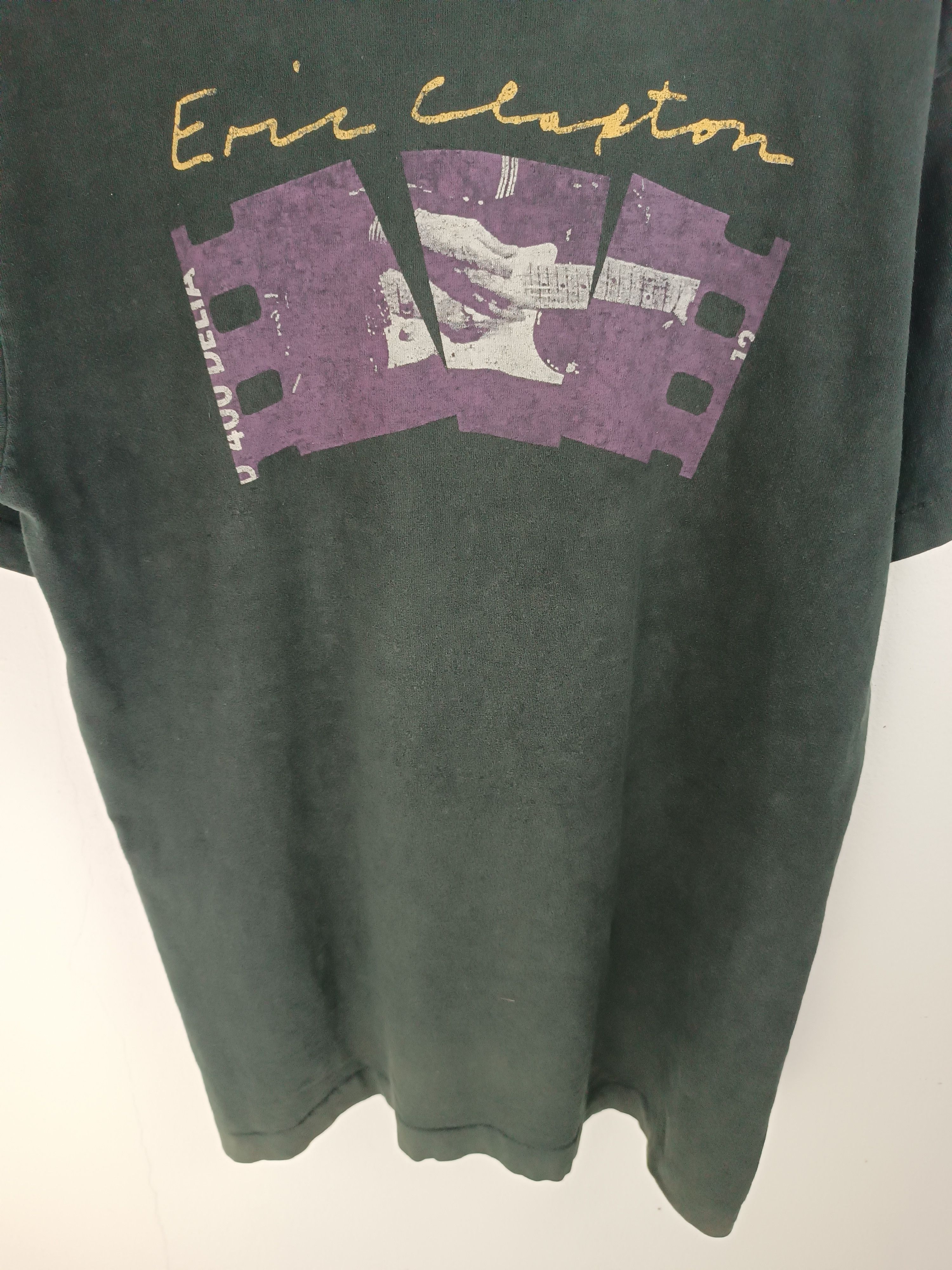 Vintage THRASHED FADED VINTAGE 1992 ERIC CLAPTON hendrix beck dylan Size US L / EU 52-54 / 3 - 15 Thumbnail