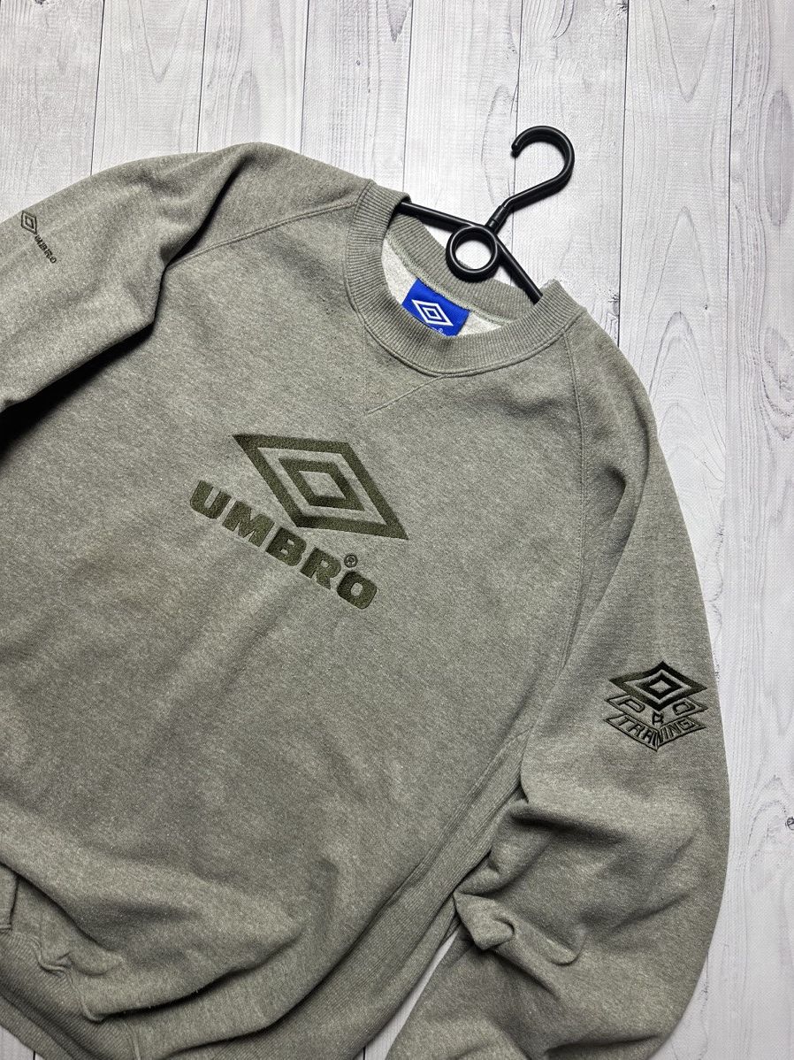 Umbro Vintage Umbro Pro training sweatshirt size L big logo rare Size US L / EU 52-54 / 3 - 3 Thumbnail