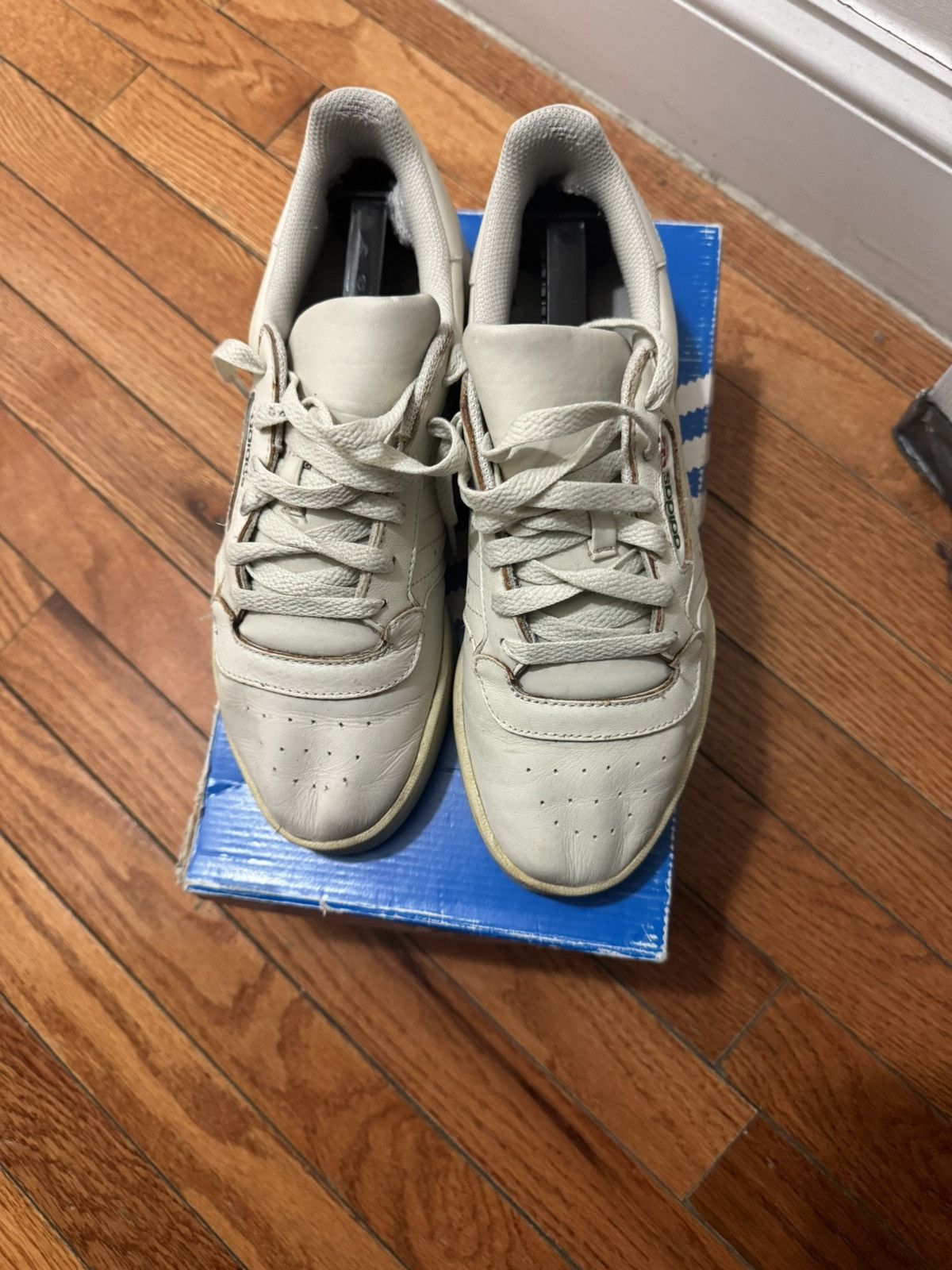 Adidas × Kanye West Yeezy powerphase Size US 8.5 / EU 41-42 - 2 Thumbnail