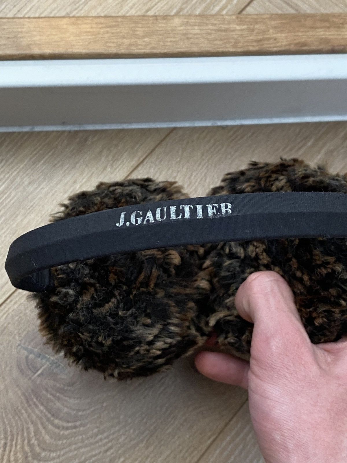 Other JPG Retro 00s 90s Archive Fur Headband Earmuffs Cyber Luxury Size ONE SIZE - 3 Thumbnail