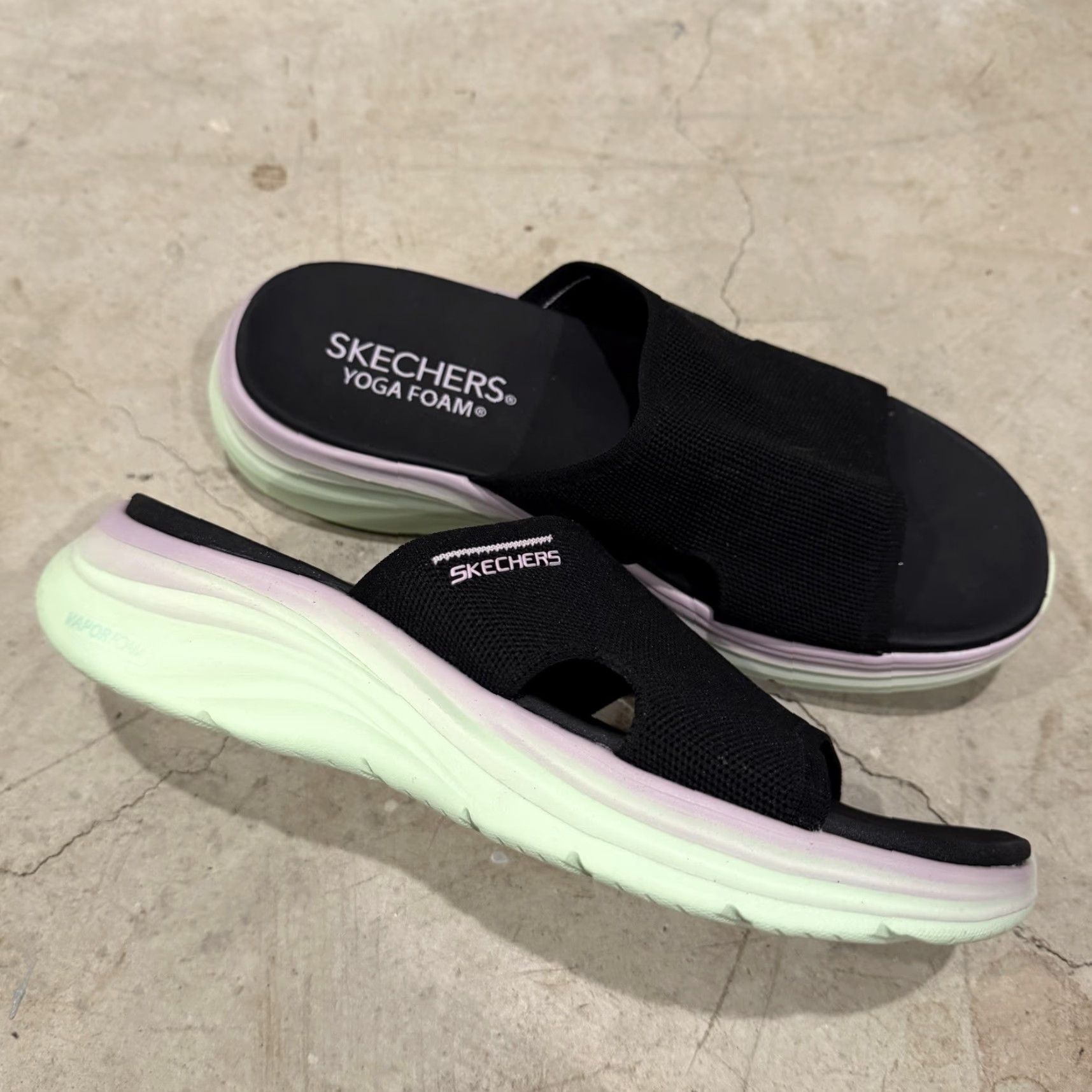 SKECHERS Skechers Vapor Foam Ombre Knit Foam Slides Black/Multi Womens Size 10 Slide M Adult Women Size US 7 / IT 37 - 2 Thumbnail
