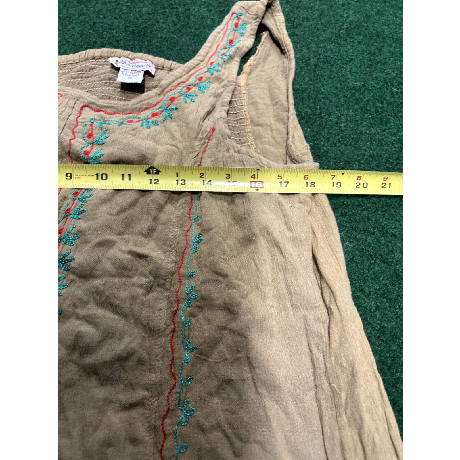 Vintage JUST CRUISING Boho Dress Womens Tan Flowers Beach Free Size Size ONE SIZE - 4 Thumbnail