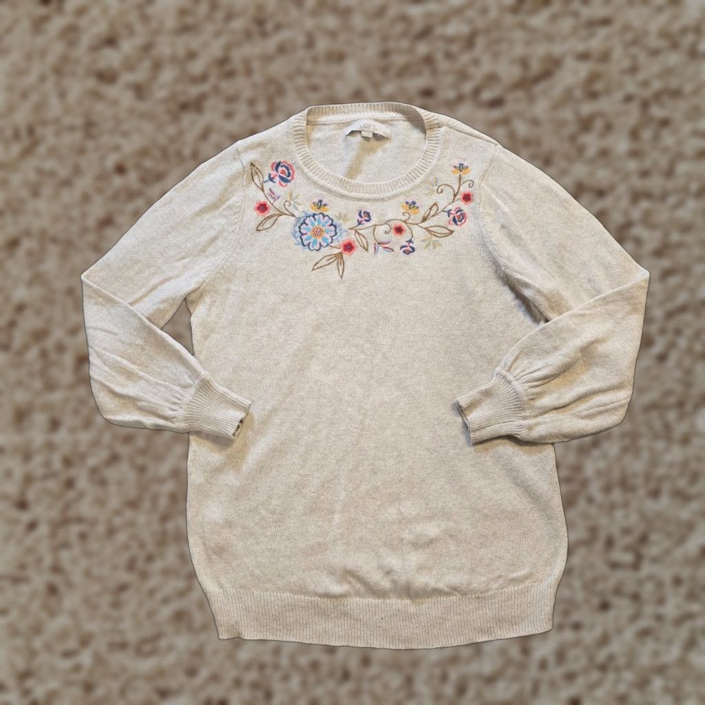 Loft LOFT Sweater Womens Large Beige Floral Embro embroidered Cottage Casual Pullover Knit Lightweight Round Neck Long Sleeve Size L / US 10 / IT 46 - 1 Thumbnail