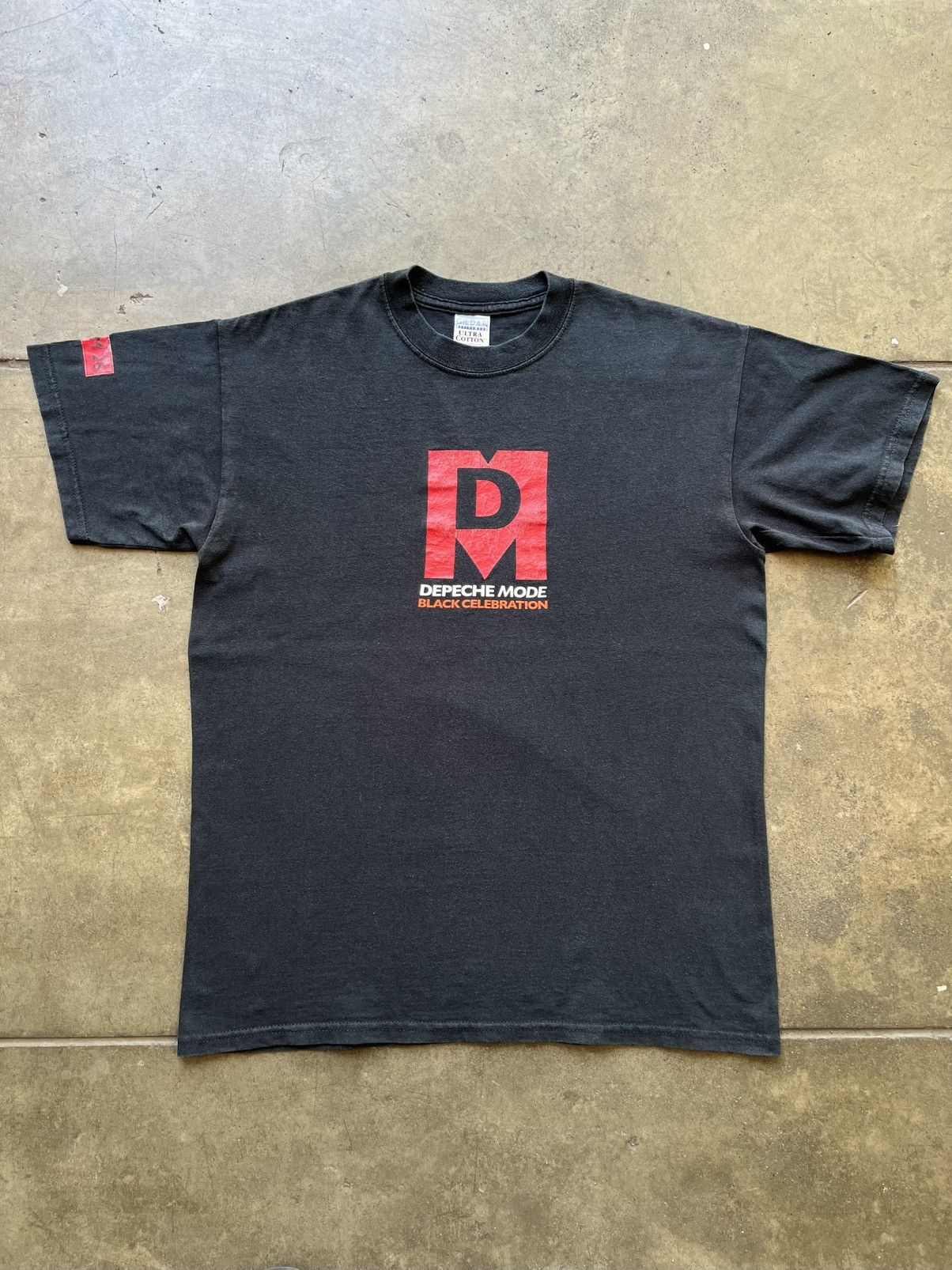 Band Tees × Vintage ‘00s Depeche Mode Black Celebration Band Tee Shirt Stumm 26 Size US M / EU 48-50 / 2 - 1 Thumbnail