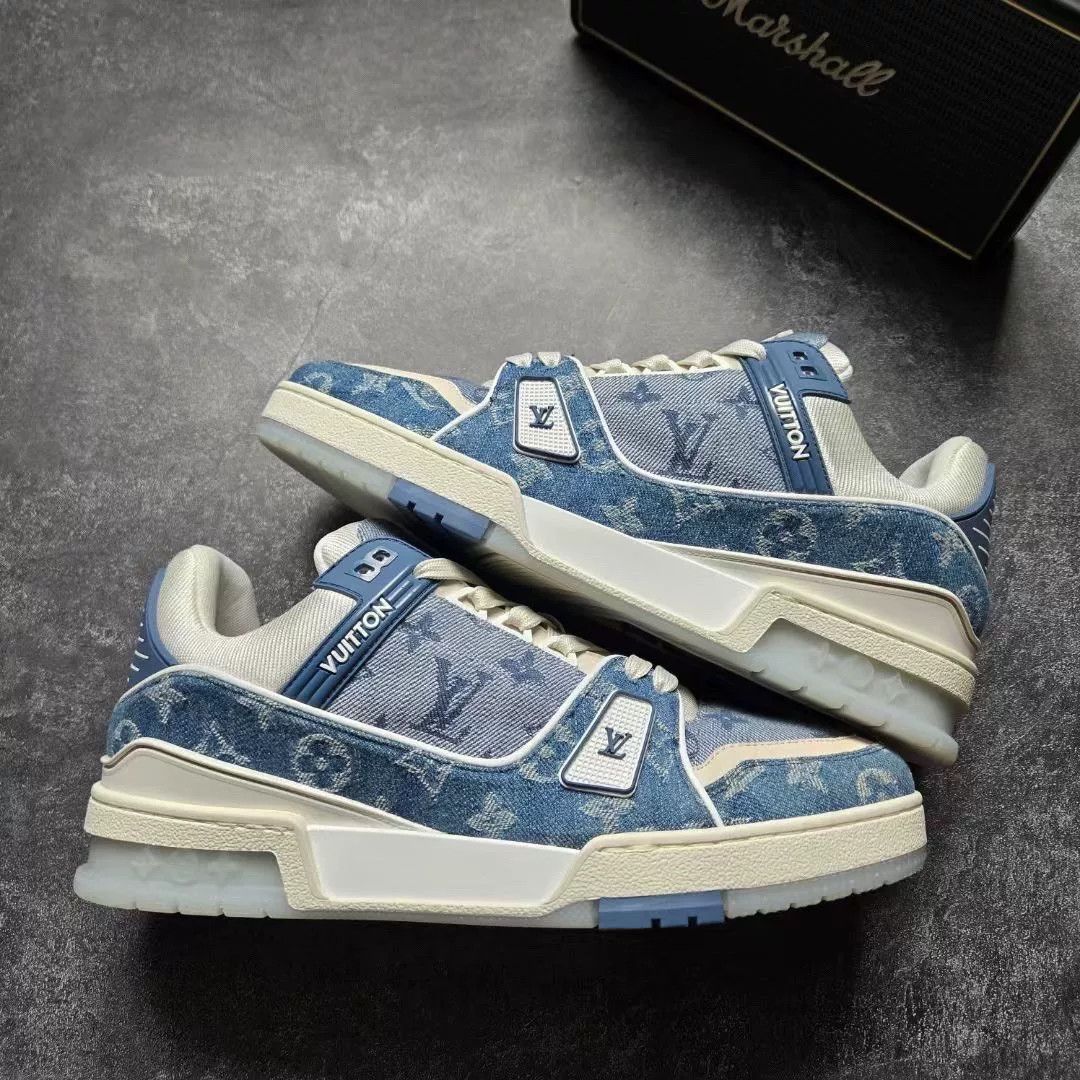 Louis Vuitton Louis Vuitton Training Blue Lowtop Sneakers 41 Men Size US 8.5 / EU 41-42 - 1 Thumbnail