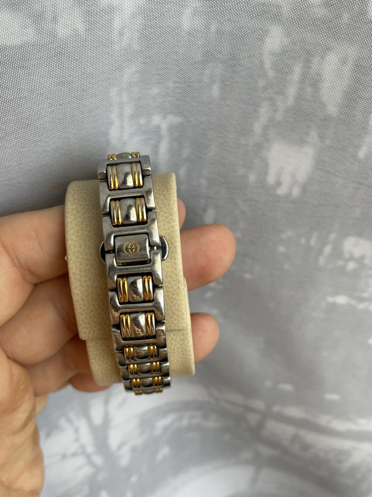 Gucci Gucci Watch 9000L Size ONE SIZE - 13 Thumbnail