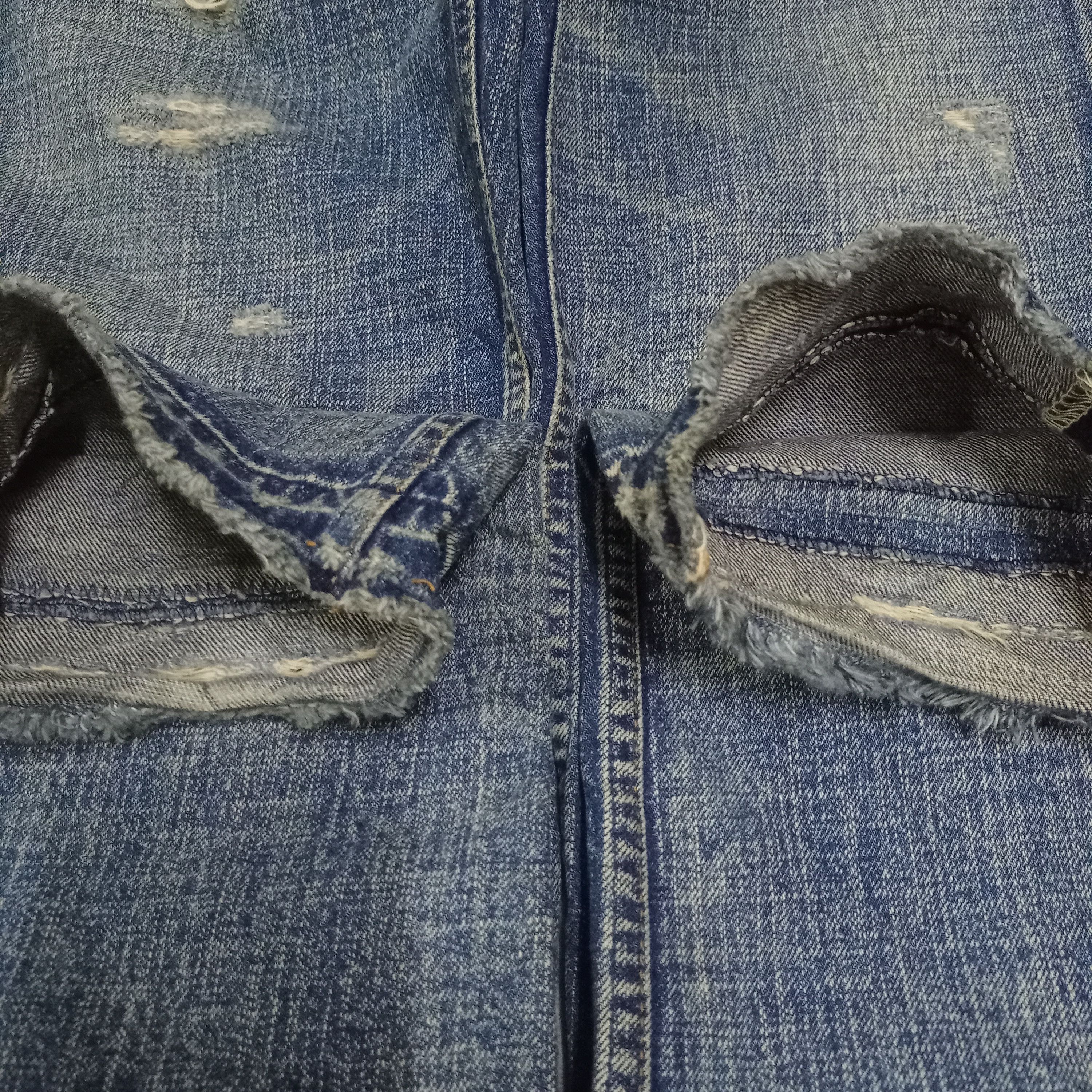 Levi's × Levi's Vintage Clothing Vintage 90s LEVIS 519 Japan Distressed Style Jeans Size US 30 / EU 46 - 6 Thumbnail