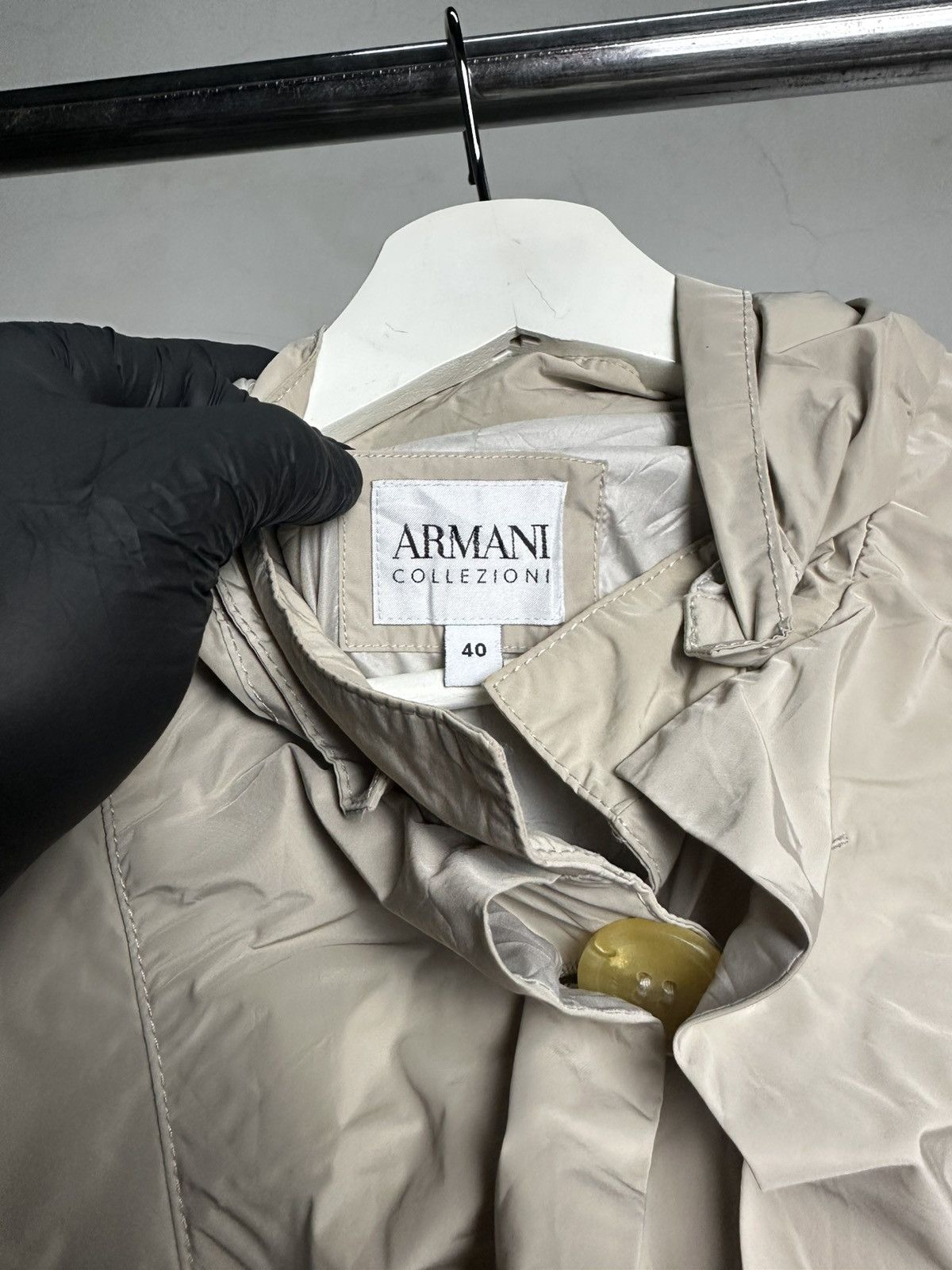 Armani Collezioni Armani Collezioni Ruffle Waterproof Hooded Coat Size M / US 6-8 / IT 42-44 - 3 Thumbnail