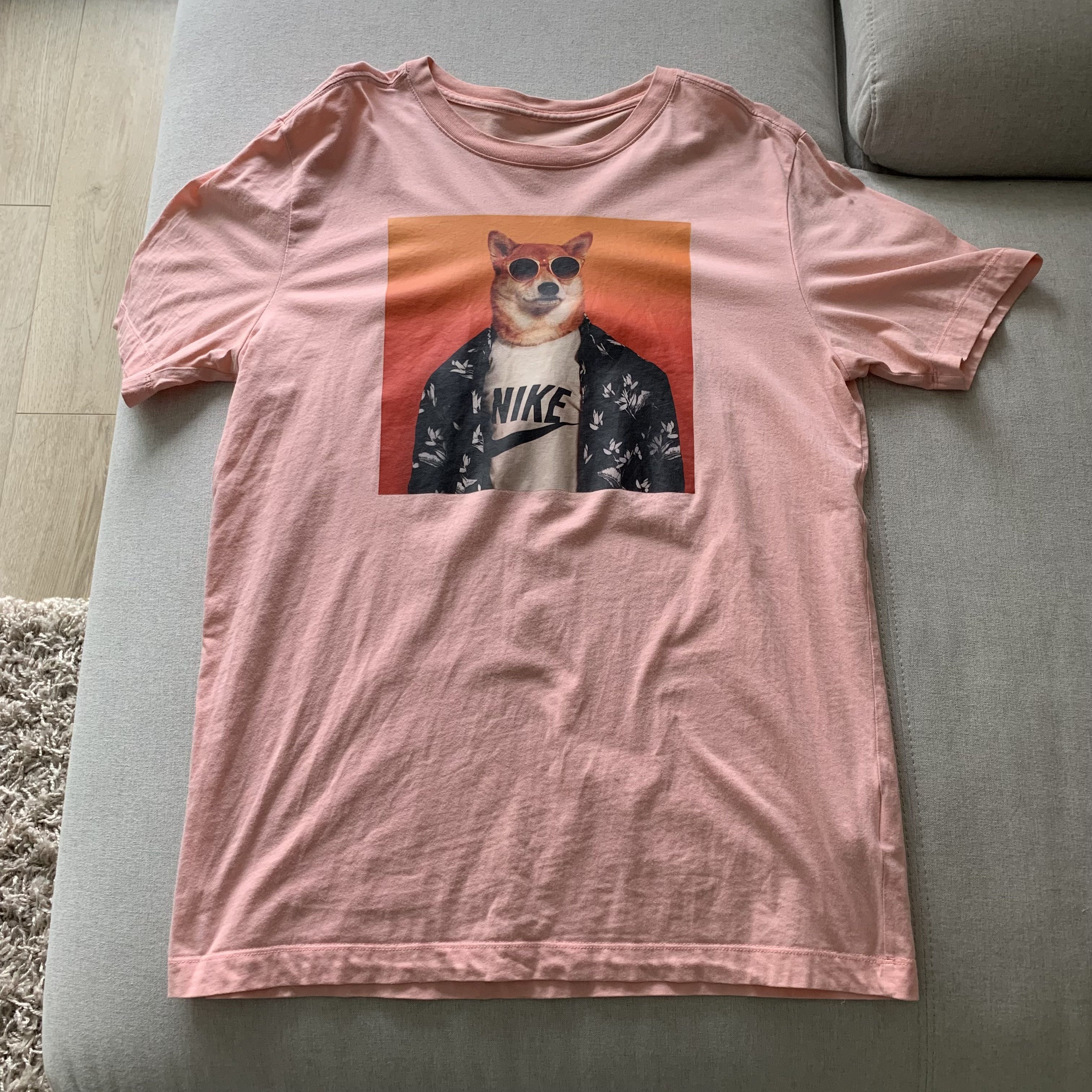 Nike Nike Sportswear Pink Dog Tee Medium Size US M / EU 48-50 / 2 - 1 Thumbnail