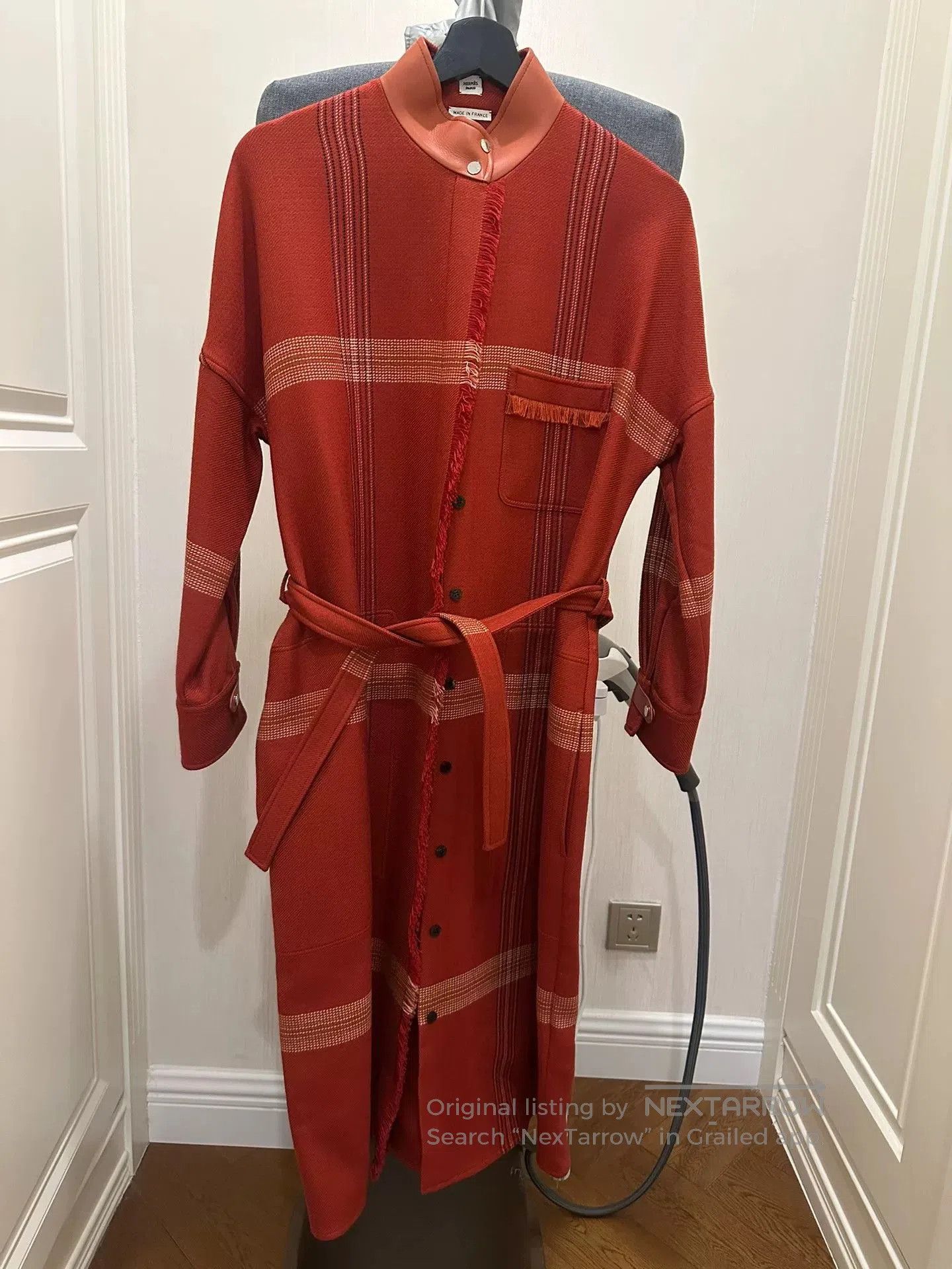Burberry long wool coat with classic check pattern. Size US M / EU 48-50 / 2 - 1 Thumbnail