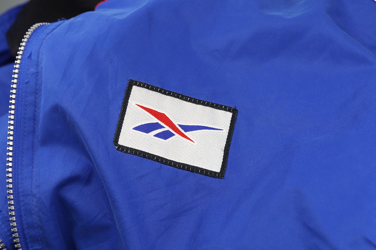 Reebok Vintage Reebok Windbreaker 90s Sportswear Size US L / EU 52-54 / 3 - 6 Thumbnail