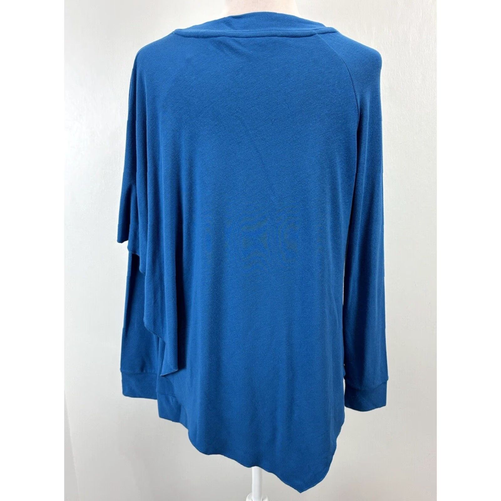 Soft Surroundings Soft Surroundings Tunic Top Madeline Teal V Neck Draped Lagenlook Medium Petite V-Neck Rating: 0 Size M / US 6-8 / IT 42-44 - 3 Thumbnail