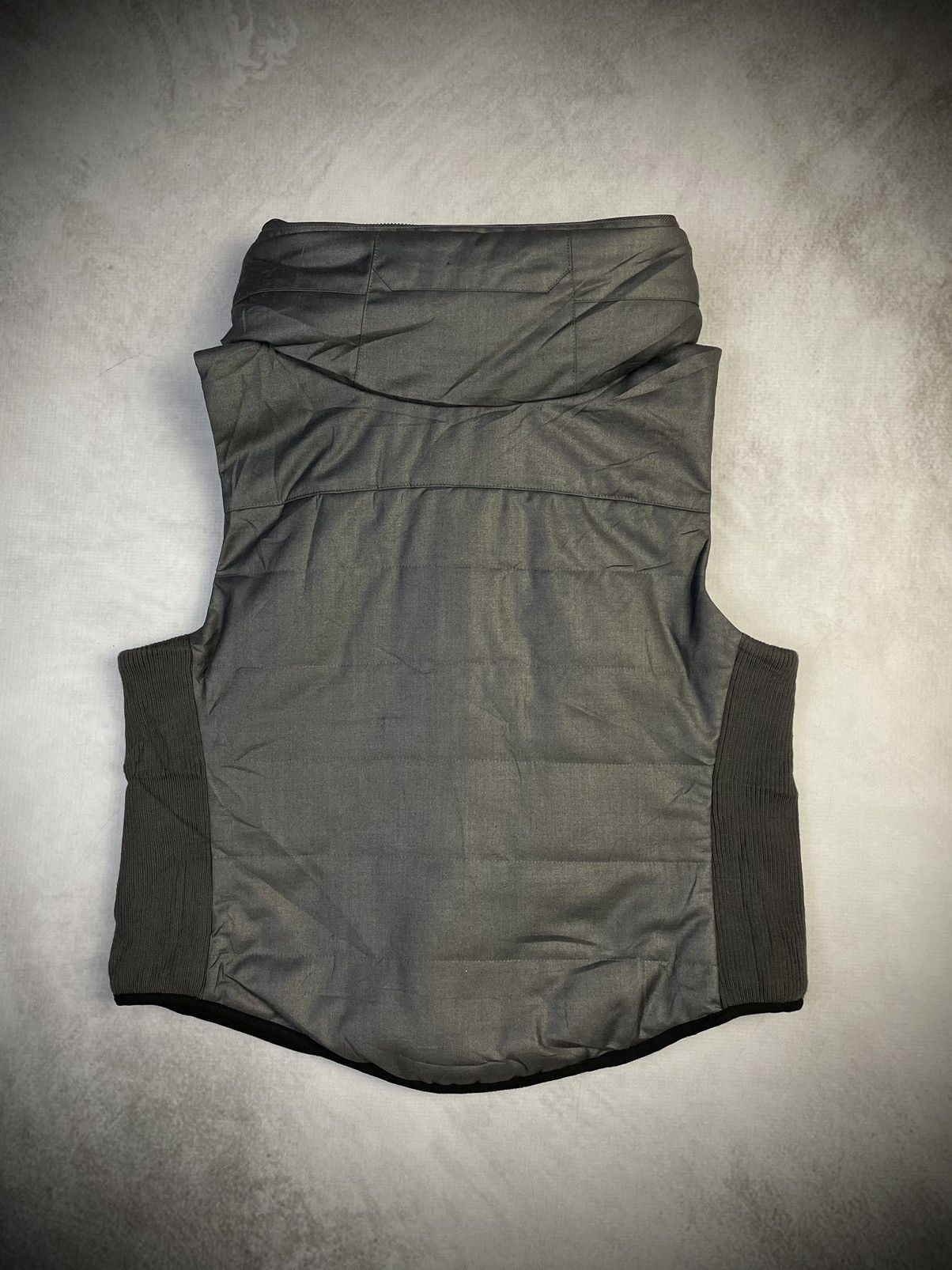 Le Grande Bleu (L.G.B.) 2000s Clouterie 🇯🇵 Bono Hooded Vest Size US S / EU 44-46 / 1 - 8 Thumbnail