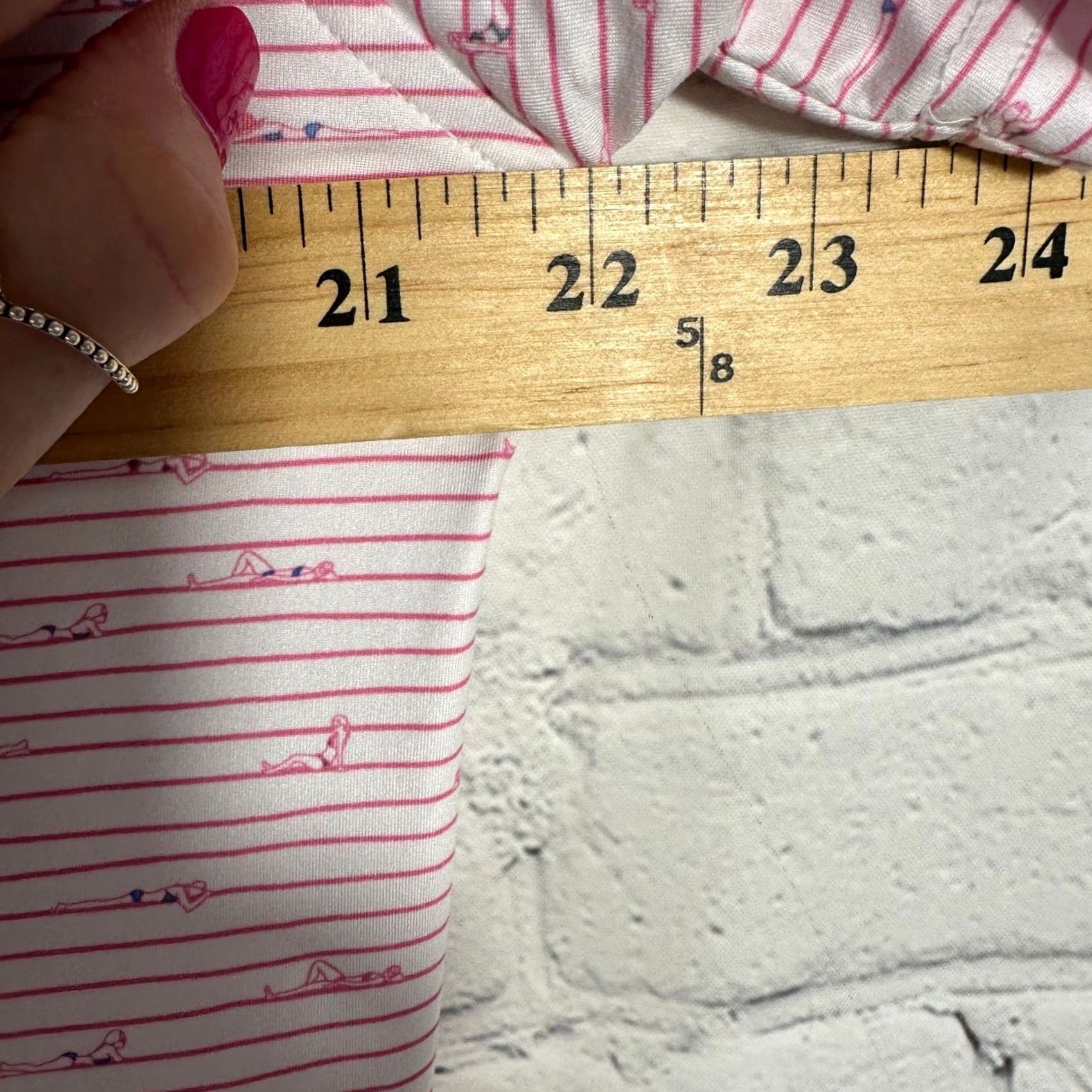 johnnie-O VINTAGE? No. Johnnie-O Pink White Striped Sunbather Polo Shirt XL Logo Embroidered Short Sleeve Golf Beach Casual Activewear Shirt Size US XL / EU 56 / 4 - 7 Thumbnail