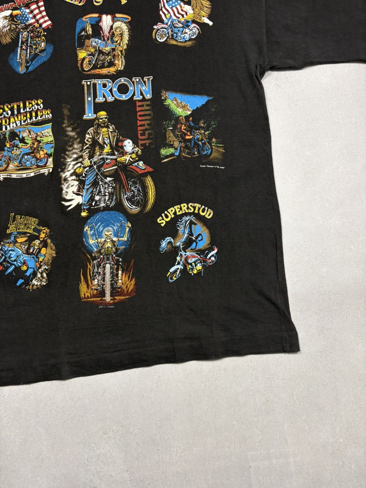 Vintage Vintage 90s Zip It Wild & Free Motorcycle 3D Horse Biker Tee Size US M / EU 48-50 / 2 - 4 Thumbnail