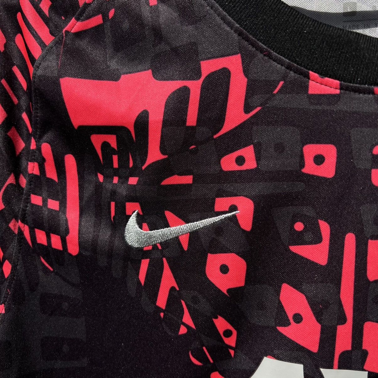 Nike FC Liverpool 2020-2021 Training Soccer Jersey Nike Shirt Size US L / EU 52-54 / 3 - 7 Thumbnail