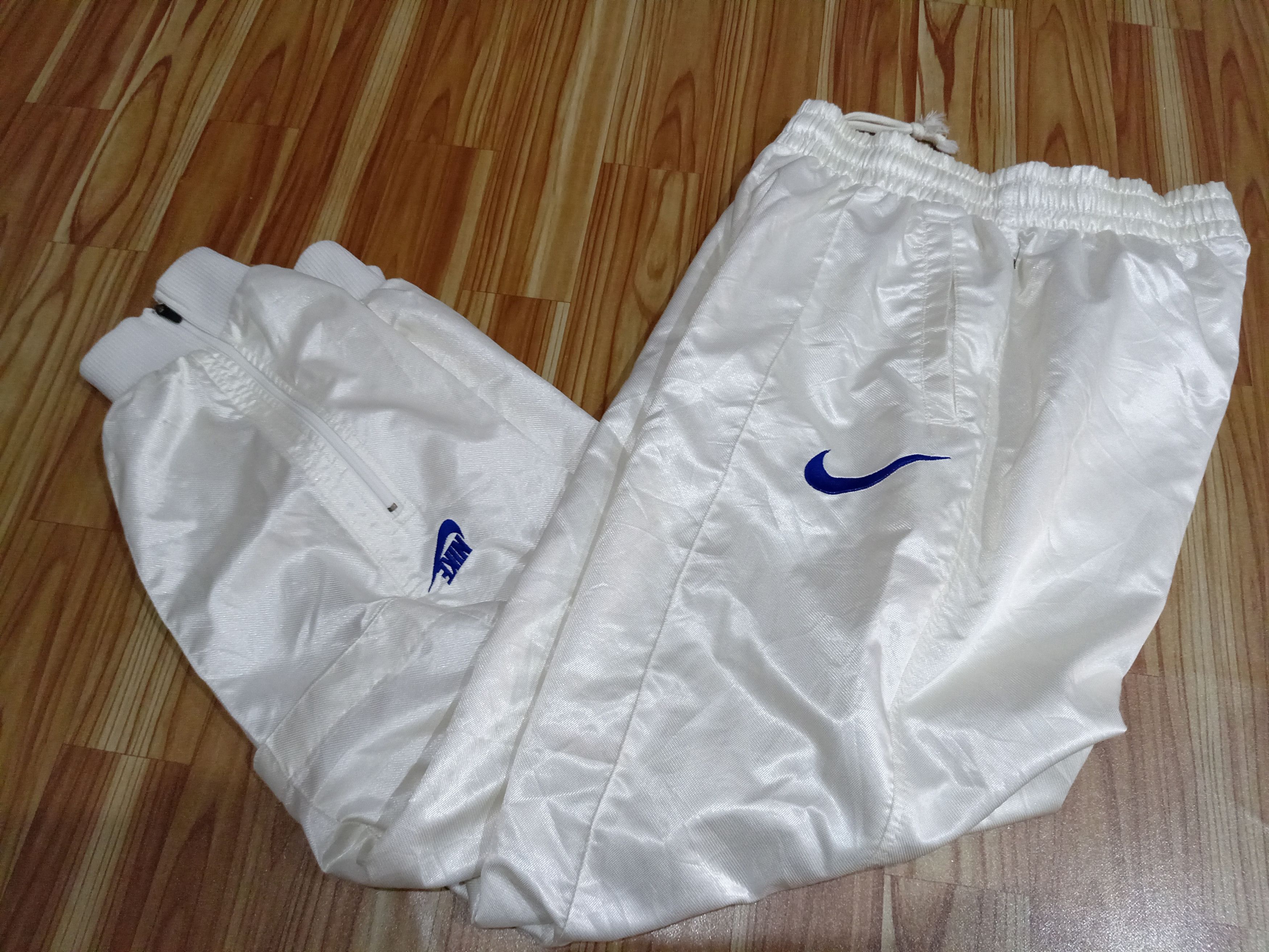 Nike Vintage Nike tracksuit jogger pants Size US 32 / EU 48 - 1 Thumbnail