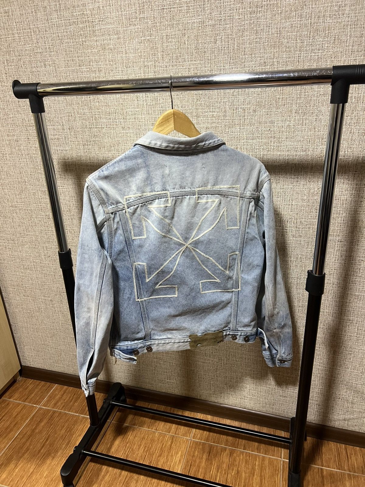 OFF WHITE DENIM JACKET