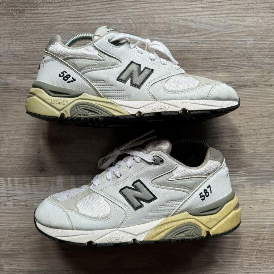New Balance NEW BALANCE • WMNS 587 (7.5M) Size US 7.5 / EU 40-41 - 2 Thumbnail