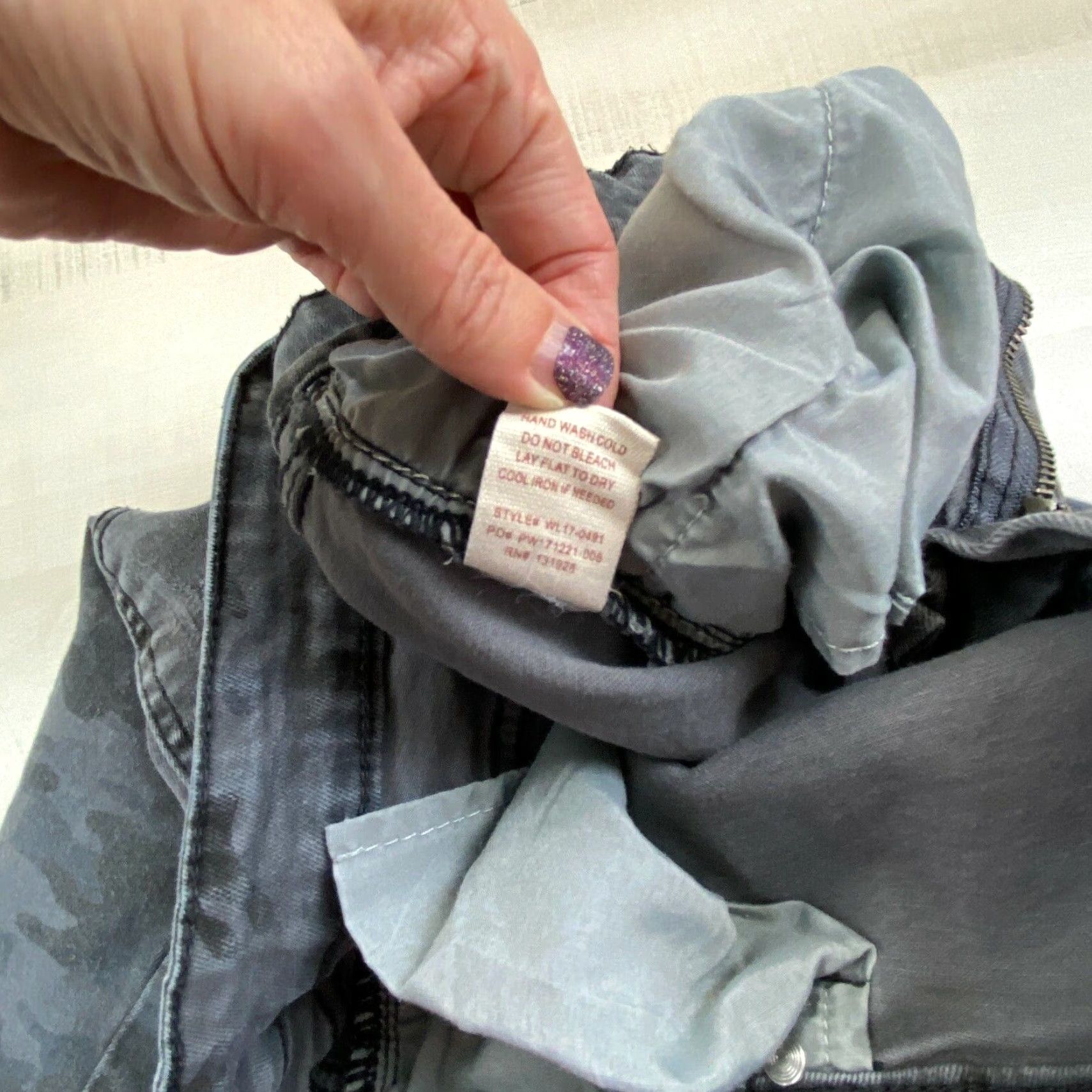 Vintage Wish List Womens Skinny Jeans XL Extra Large Gray Camo Distressed Size 40" / US 18 - 6 Thumbnail