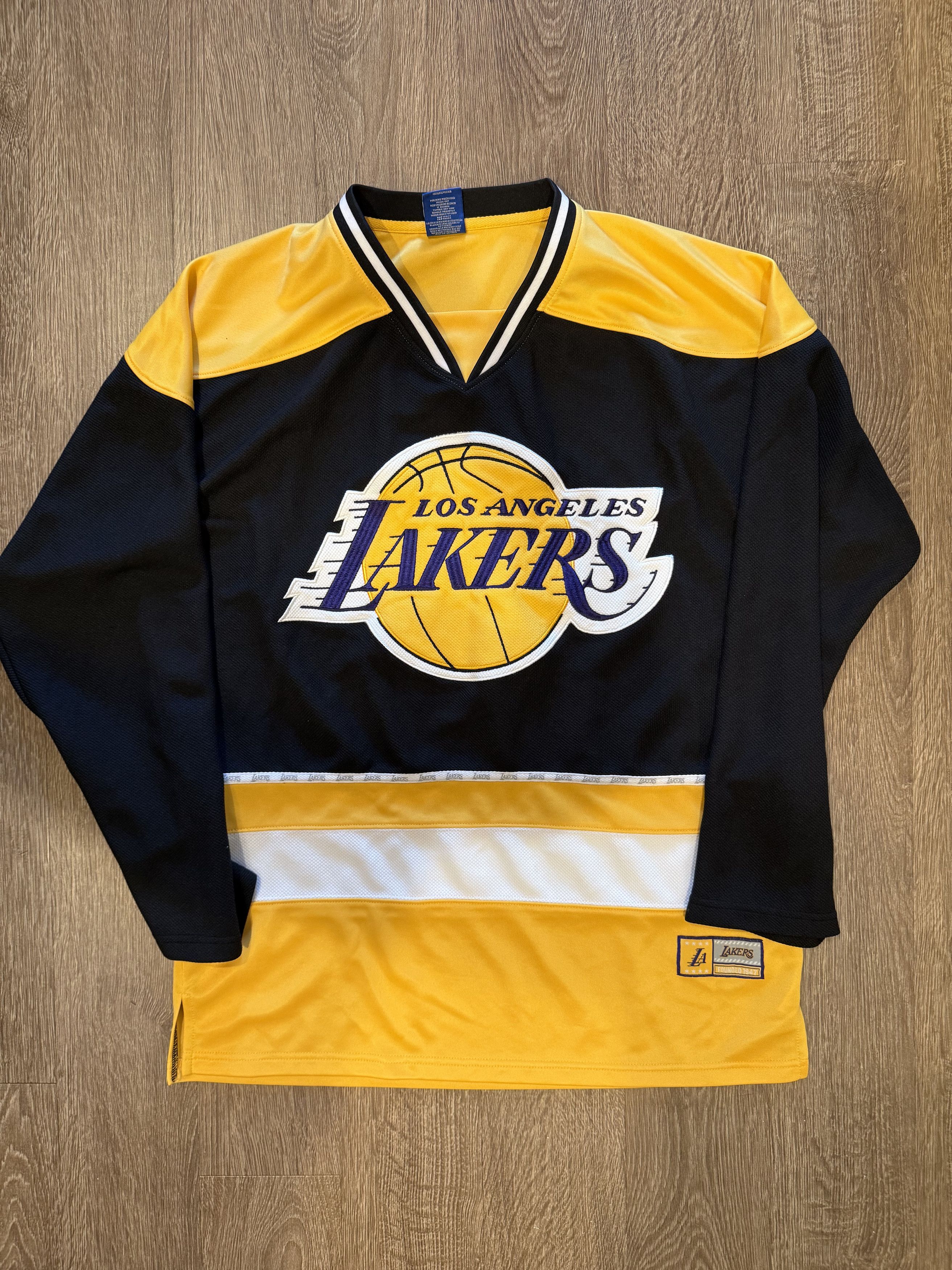 NBA Lakers Jersey Size US M / EU 48-50 / 2 - 1 Thumbnail