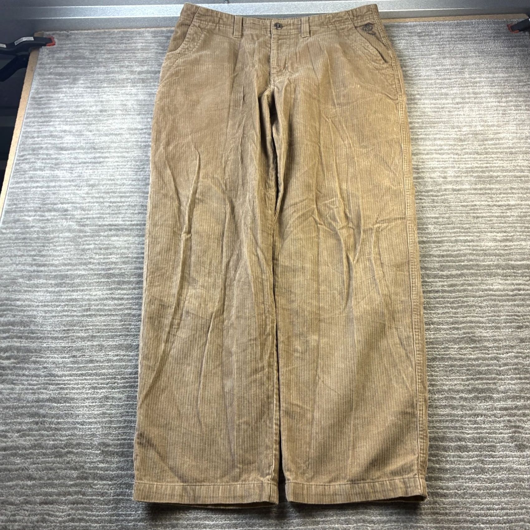 Patagonia Patagonia Pants Mens 36 Beige Corduroy Straight Leg 5-Pocket Regular Rise Nylon? No, Cotton Beige Italy? Size US 36 / EU 52 - 2 Thumbnail