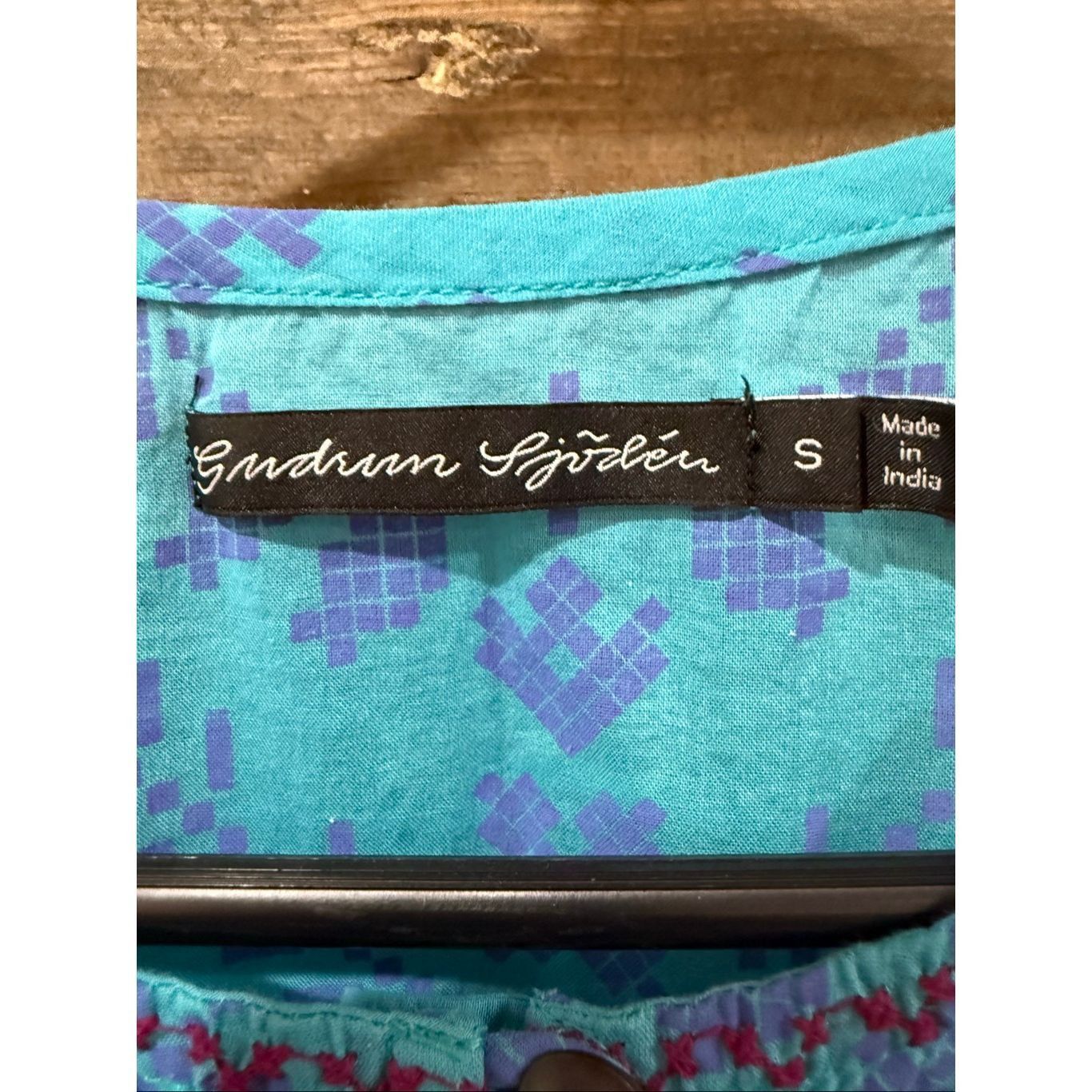 Guru Gudrun Sjoden teal button front embroidery tunic blouse top pockets size Small Size S / US 4 / IT 40 - 3 Thumbnail