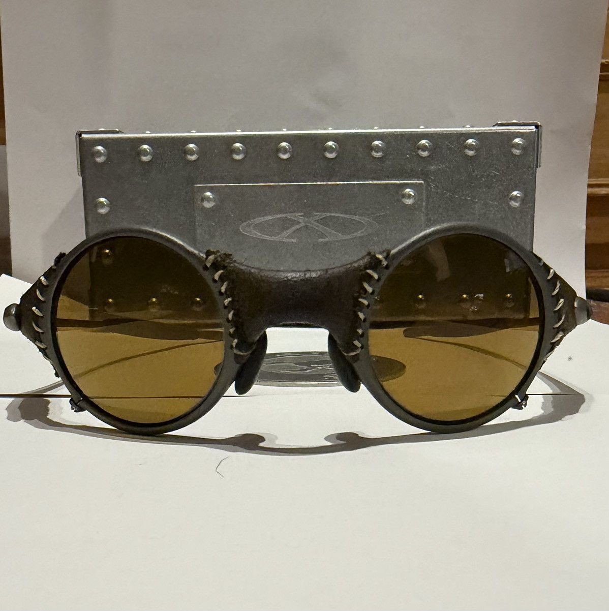 Oakley OAKLEY METAL X MARS 1998 Michael Jordan Size ONE SIZE - 8 Thumbnail