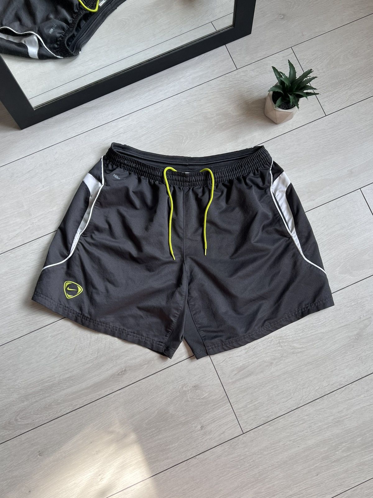 Nike × Vintage Vintage Nike FitDry Shorts Size US 32 / EU 48 - 3 Thumbnail
