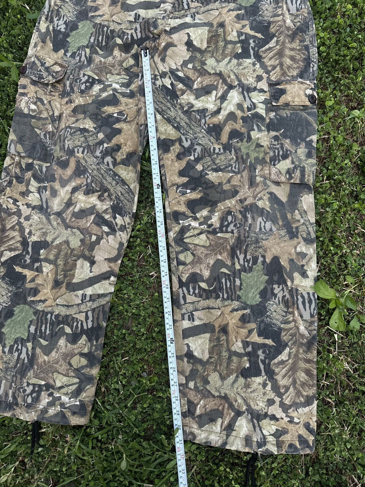 Carhartt × Realtree (37-34” adj.x30) Crazy Vintage Y2K Realtree Camo Cargo Pants Size US 37 - 9 Thumbnail