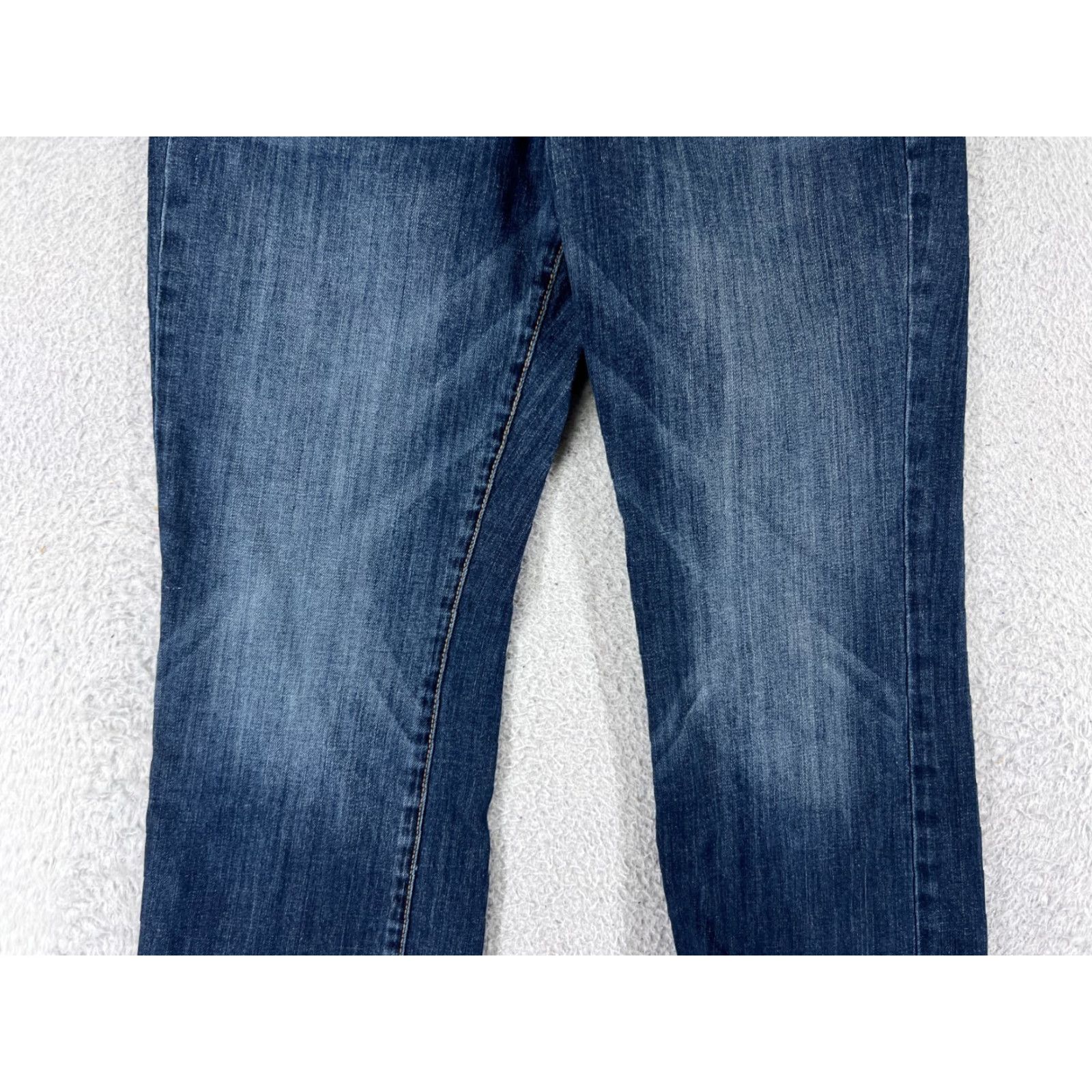 Lucky Brand Vintage Lucky Brand Women's Bootcut Jeans Size 6 Blue Denim Cotton Blend Fall Style Women's Fashion Size 28" / US 6 / IT 42 - 6 Thumbnail
