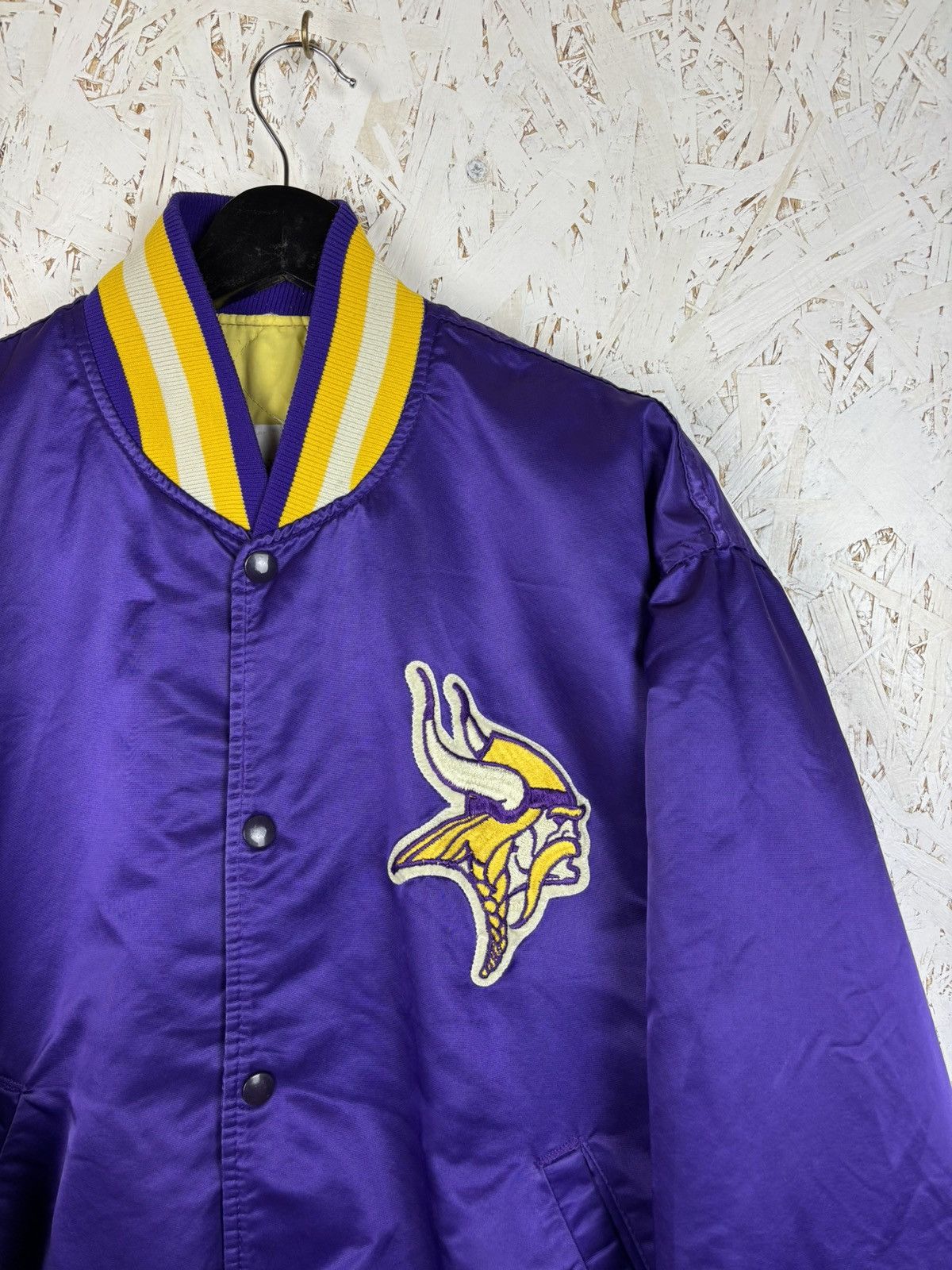 Starter 80s Starter Pro Line NHL Minnesota Vikings Satin Bomber XL Size US XL / EU 56 / 4 - 2 Thumbnail